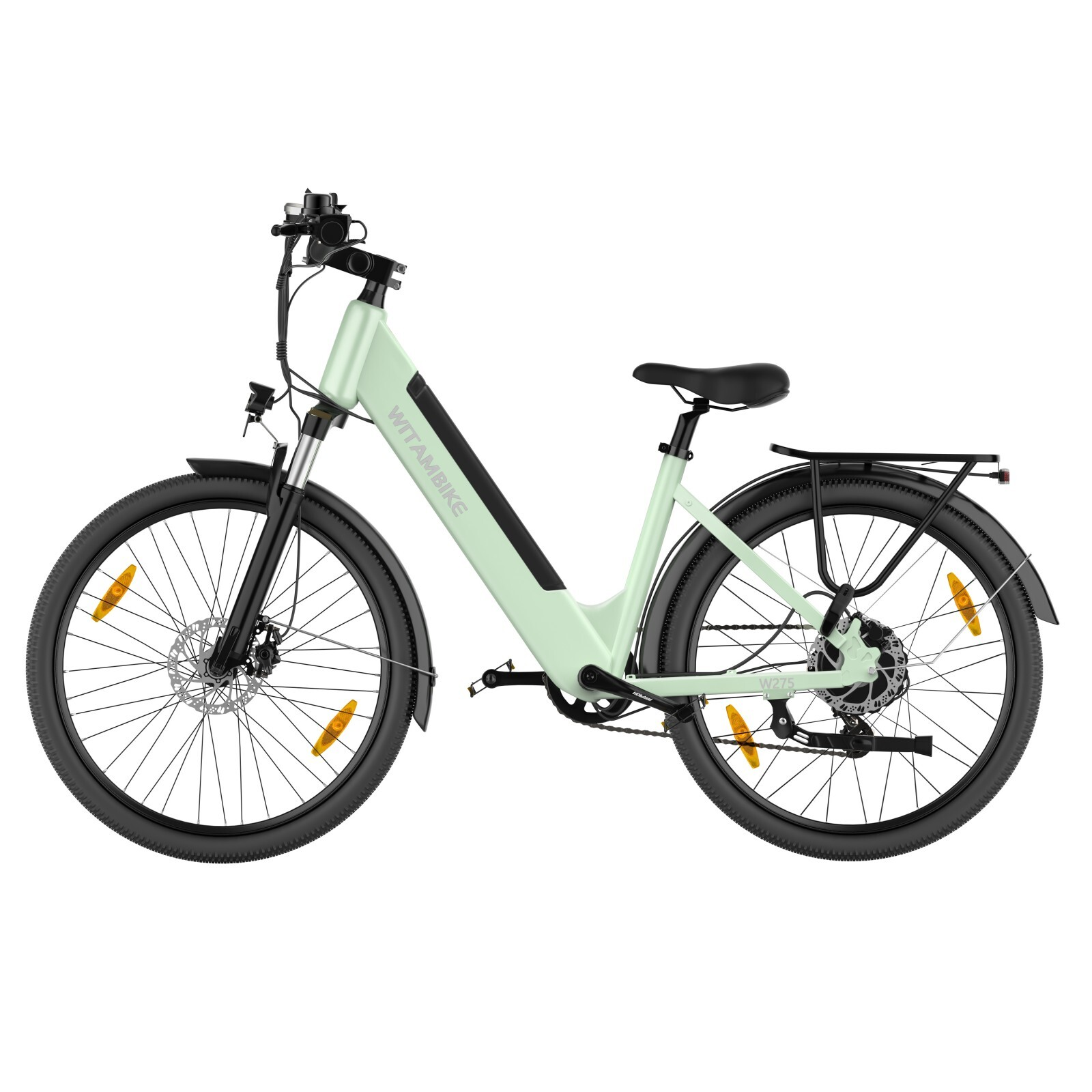 Jasnozielony rower elektryczny z bagażnikiem i czarnymi oponami.