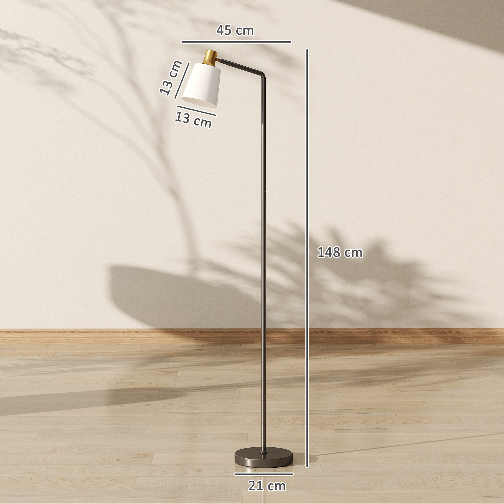 Lampada da terra moderna con paralume bianco e accento dorato.