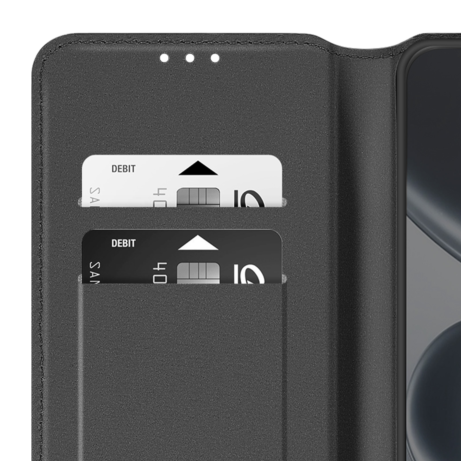 Custodia nera per telefono con due scomparti per carte etichettati DEBIT.
