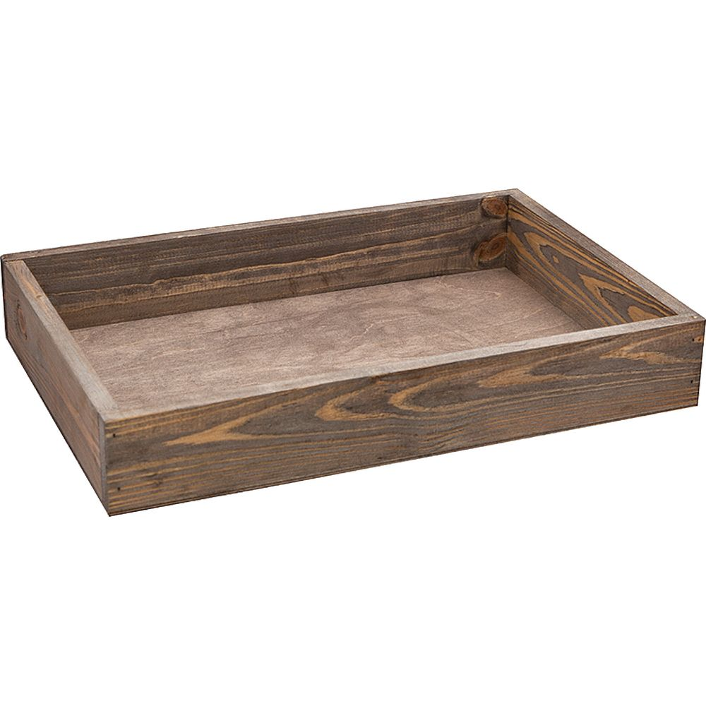 Eine rechteckige Holzkiste mit gealtertem Holz und dunkler Maserung.