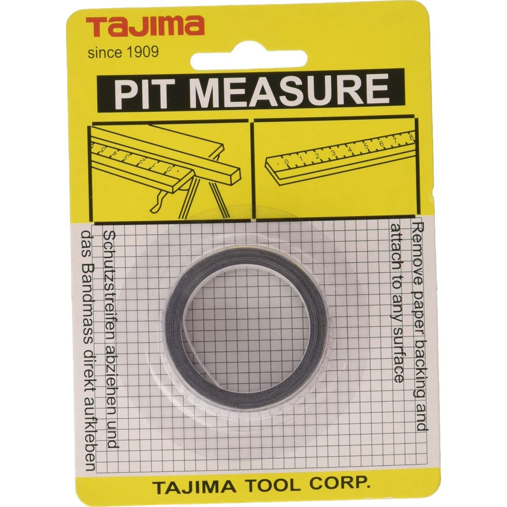 Tajima Pit Measure Klebebandrolle auf gelbem Karton, mit Anleitungsbildern.