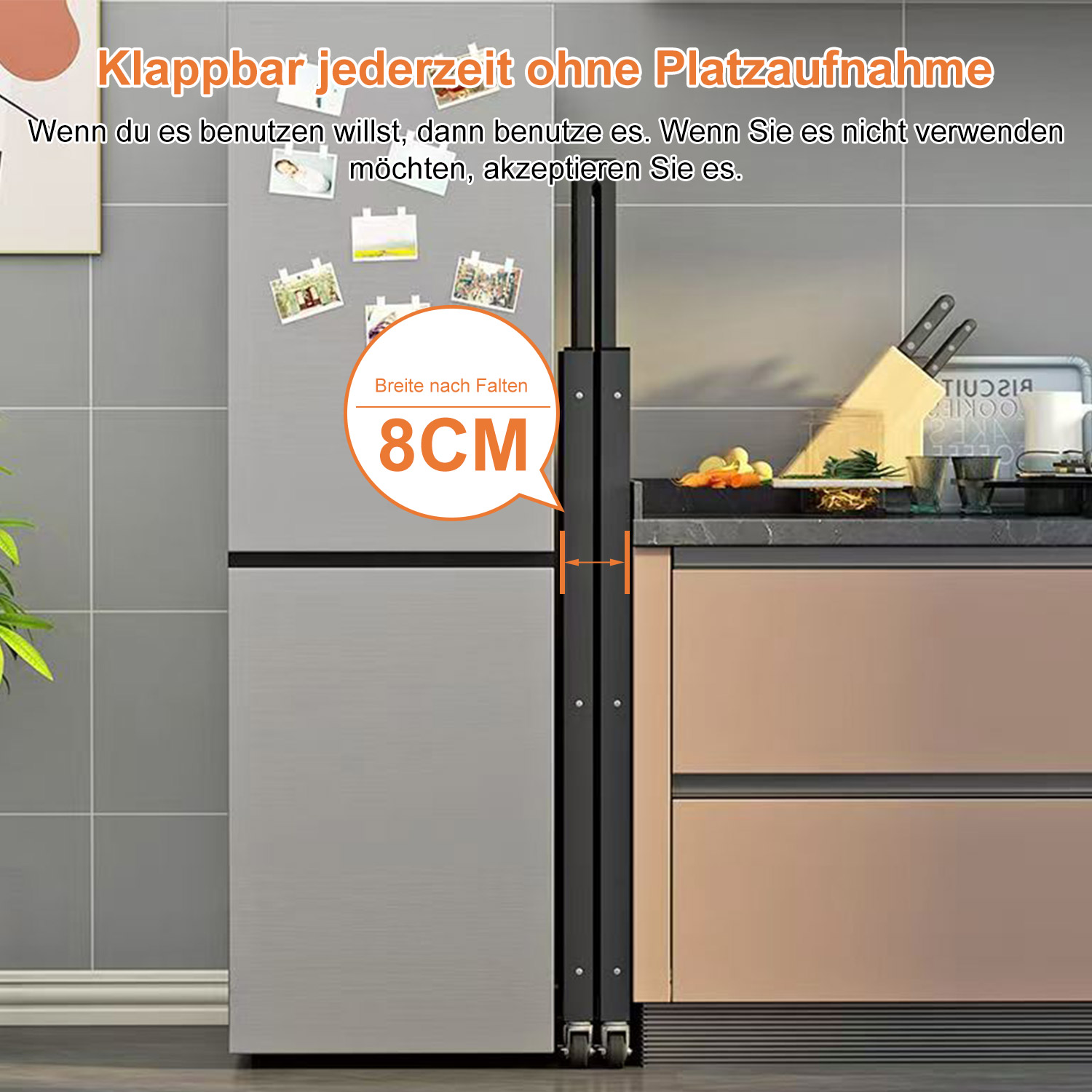 Ein zusammenklappbarer Kühlschrank mit einer Breite von 8 cm im zusammengeklappten Zustand.