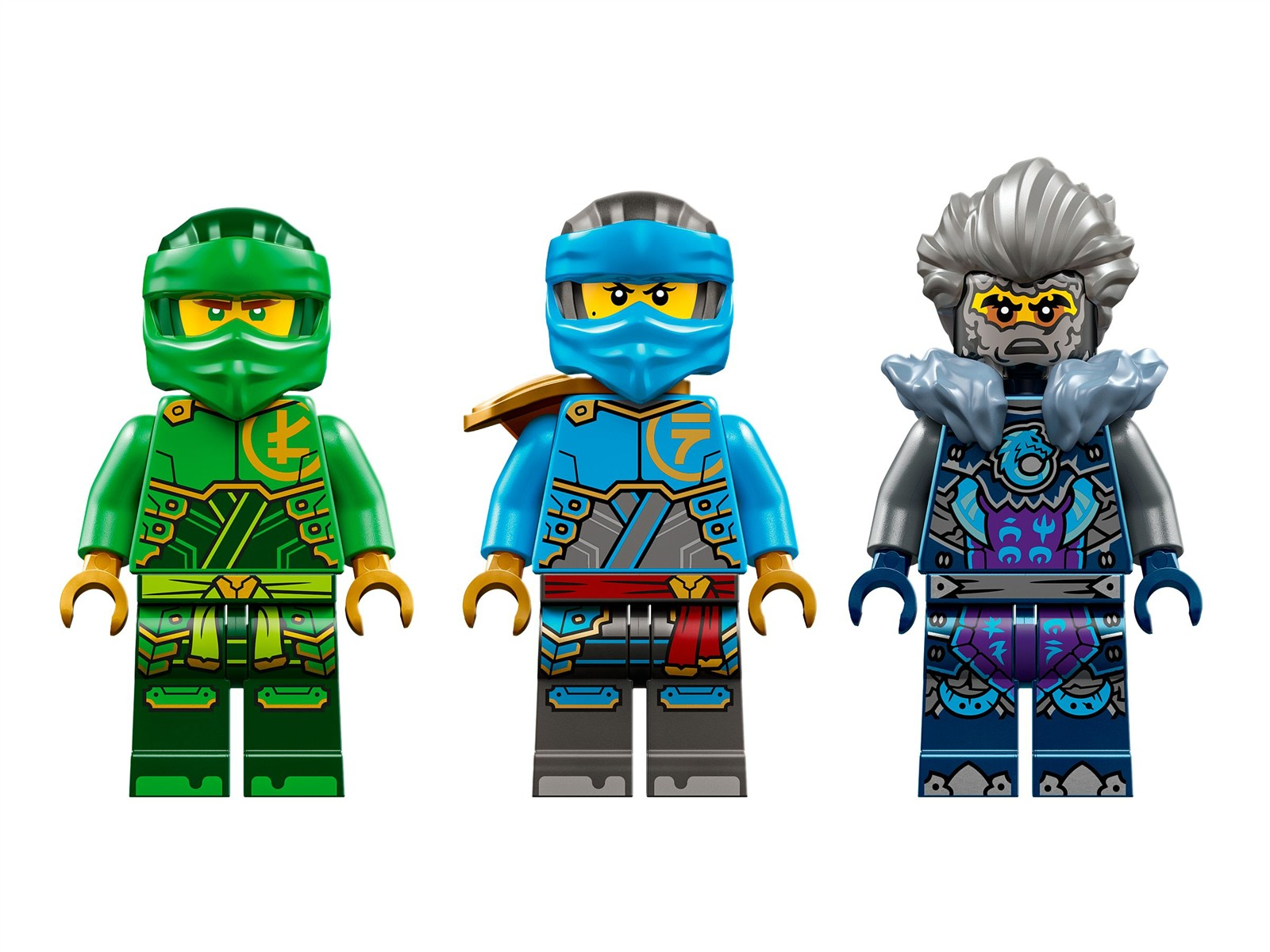 Drei Lego-Ninjas in Grün, Blau und Grau mit detaillierten Rüstungen stehen nebeneinander.