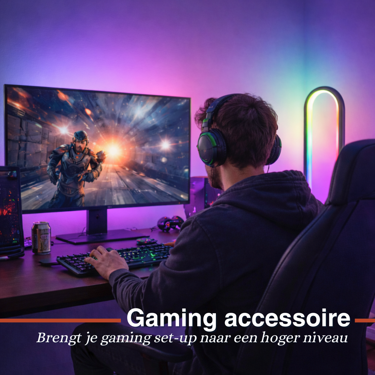 Ein Mann spielt mit Kopfhörern an einem PC mit neonfarbener Beleuchtung.