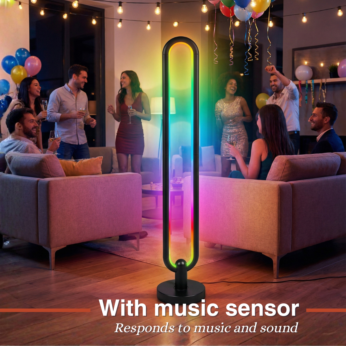 Leute feiern bei einer Party, eine bunte Lampe leuchtet im Vordergrund.