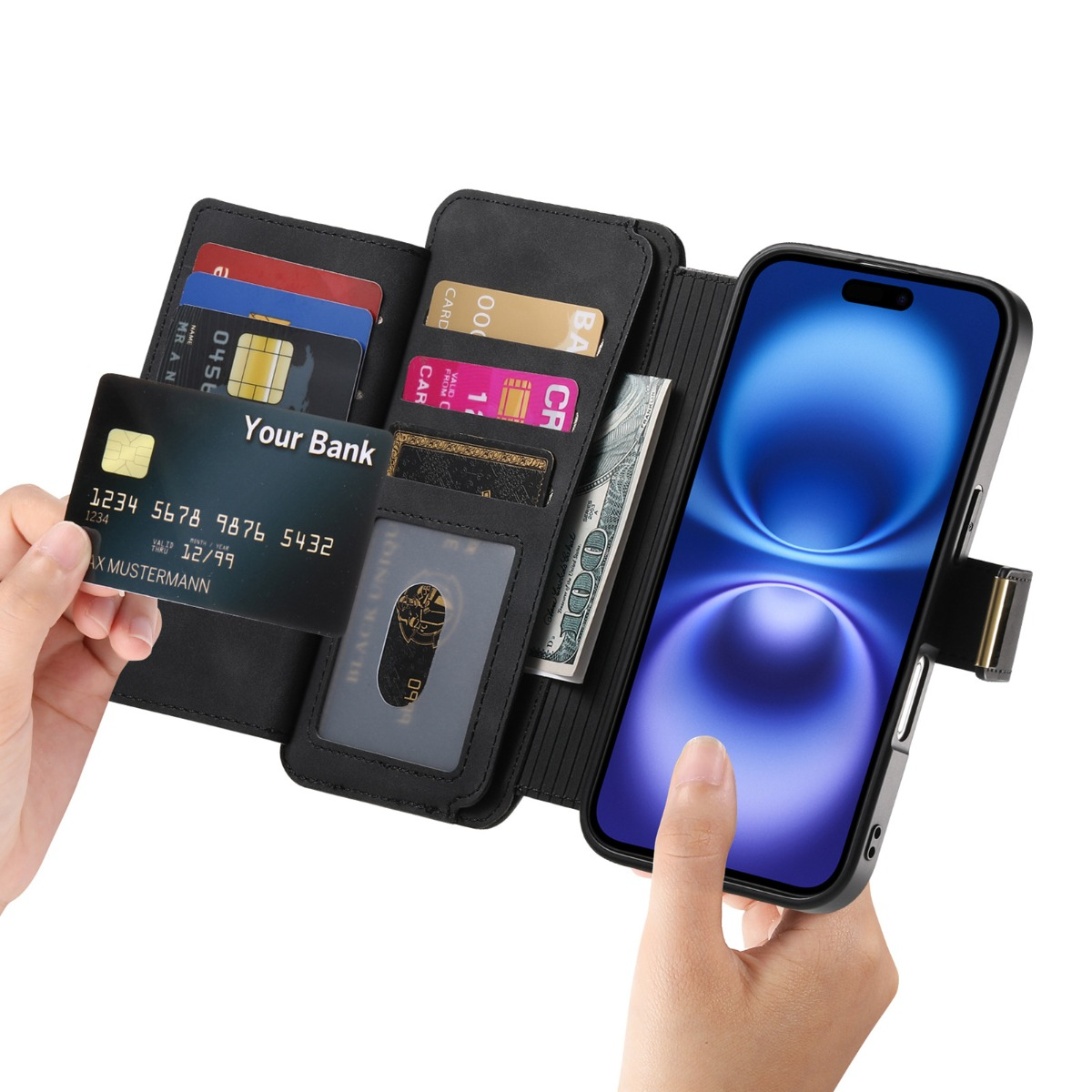 Eine Hand hält eine schwarze Geldbörse mit Karten und Geld. Ein Handy ist eingesetzt.