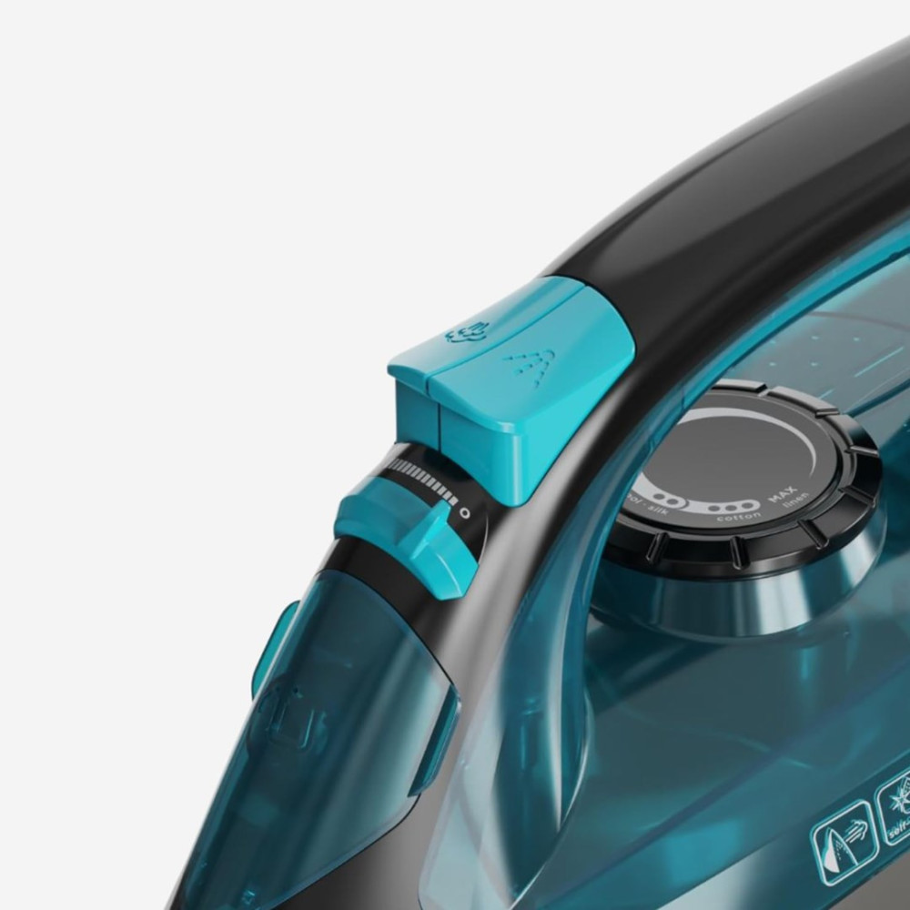 Zbliżenie żelazka parowego z turkusowymi i czarnymi przyciskami i zbiornikiem.