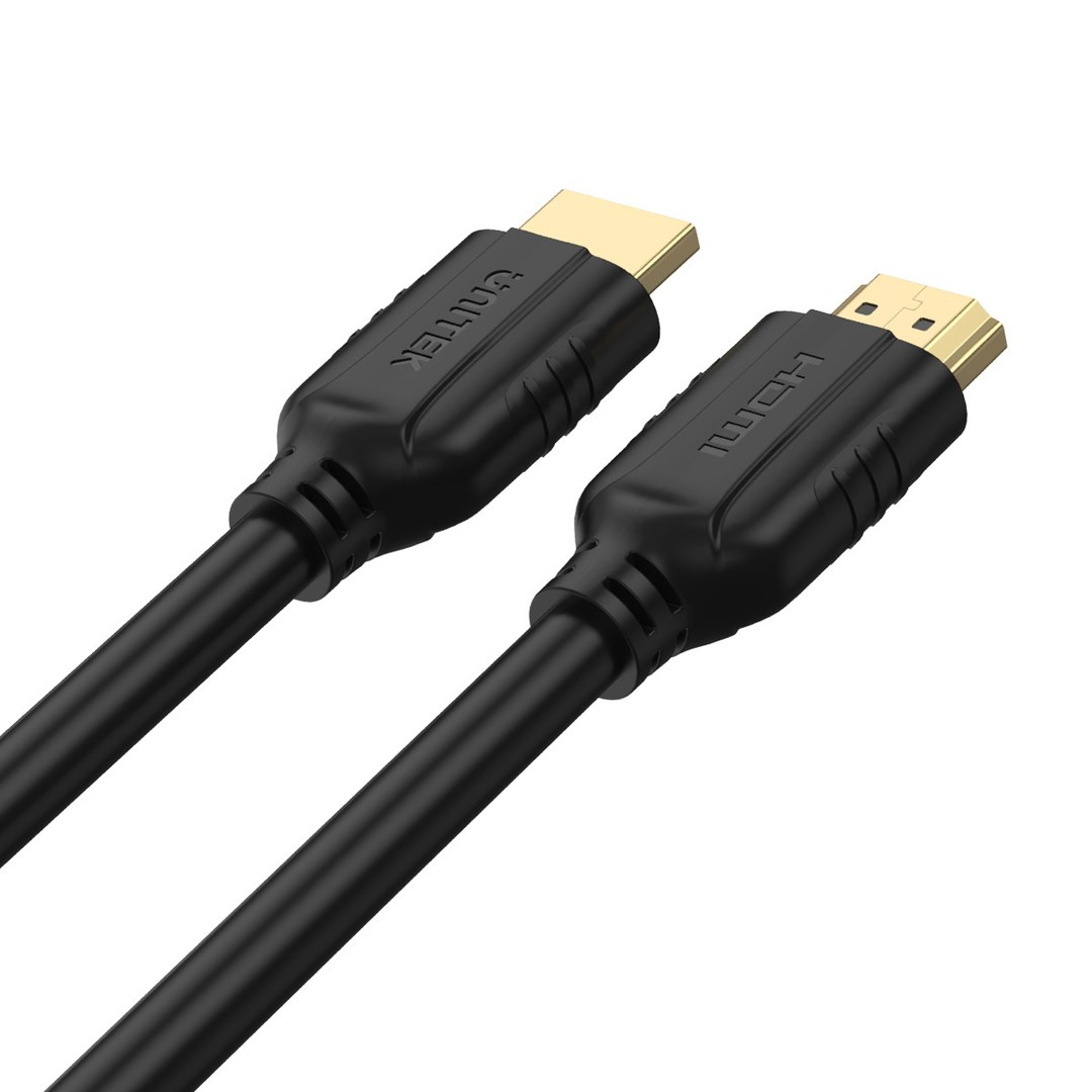 Dwa czarne kable HDMI ze złotymi złączami leżą na białym tle.