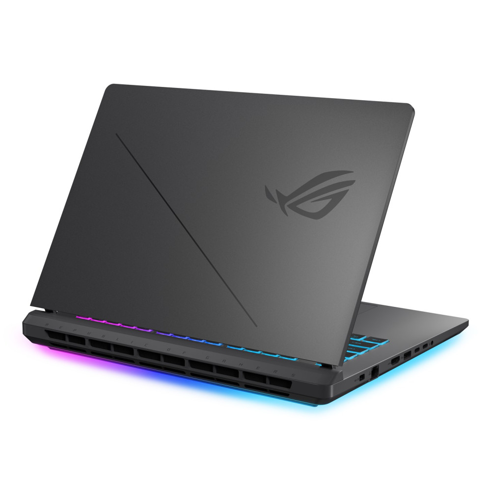 Ciemnoszary laptop z logo ROG na pokrywie, podświetlony oświetleniem RGB.
