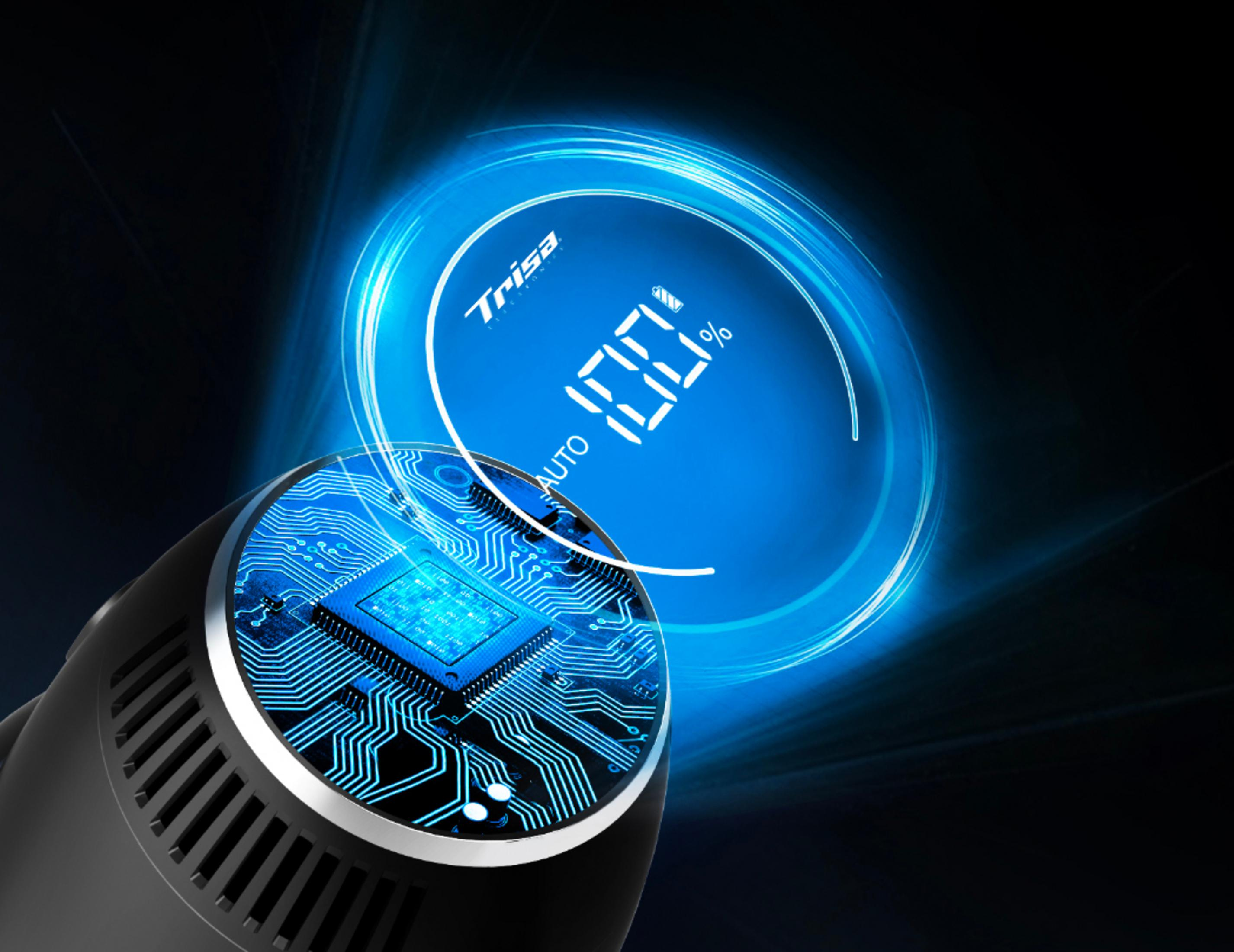 Un dispositivo con circuito stampato blu e display al 100%.