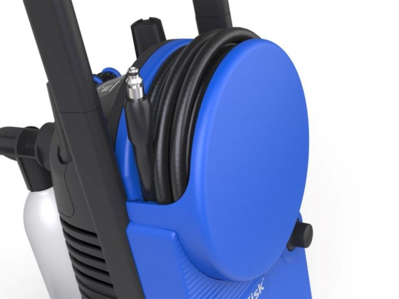 Niebieski zwijacz węża z czarnym wężem, część myjki ciśnieniowej.