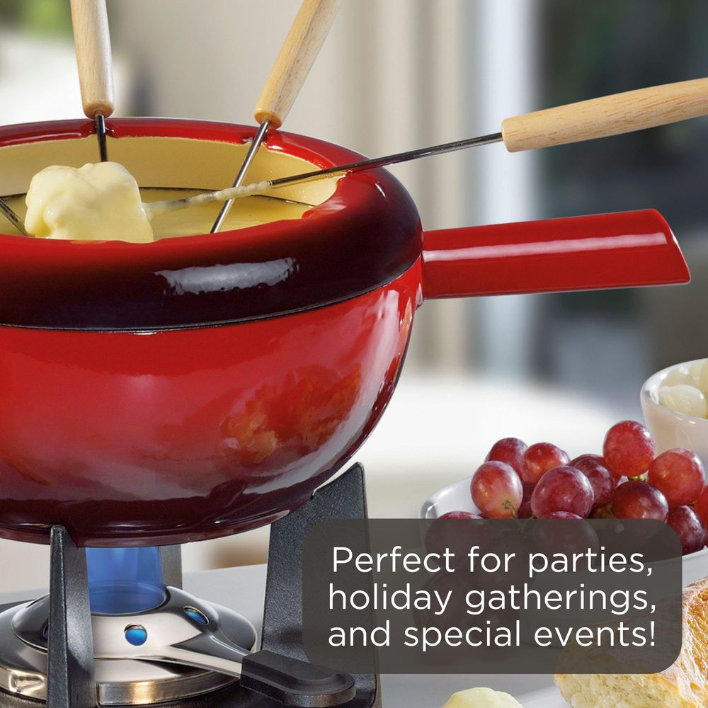 Ein roter Fonduetopf mit geschmolzenem Käse, Brot und Trauben. Fonduegabeln stecken im Topf. Text: Perfekt für Partys!