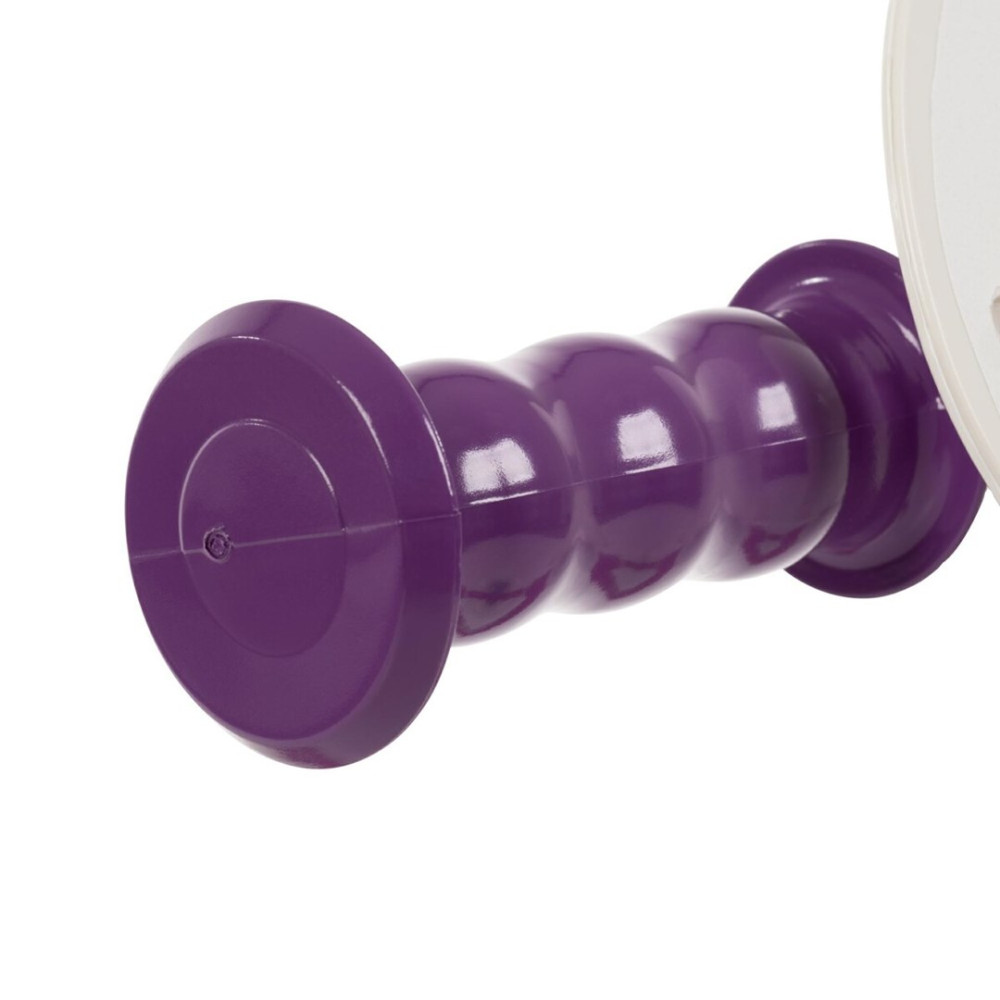 Fioletowy, segmentowy wałek do masażu z błyszczącymi koralikami na białym tle.