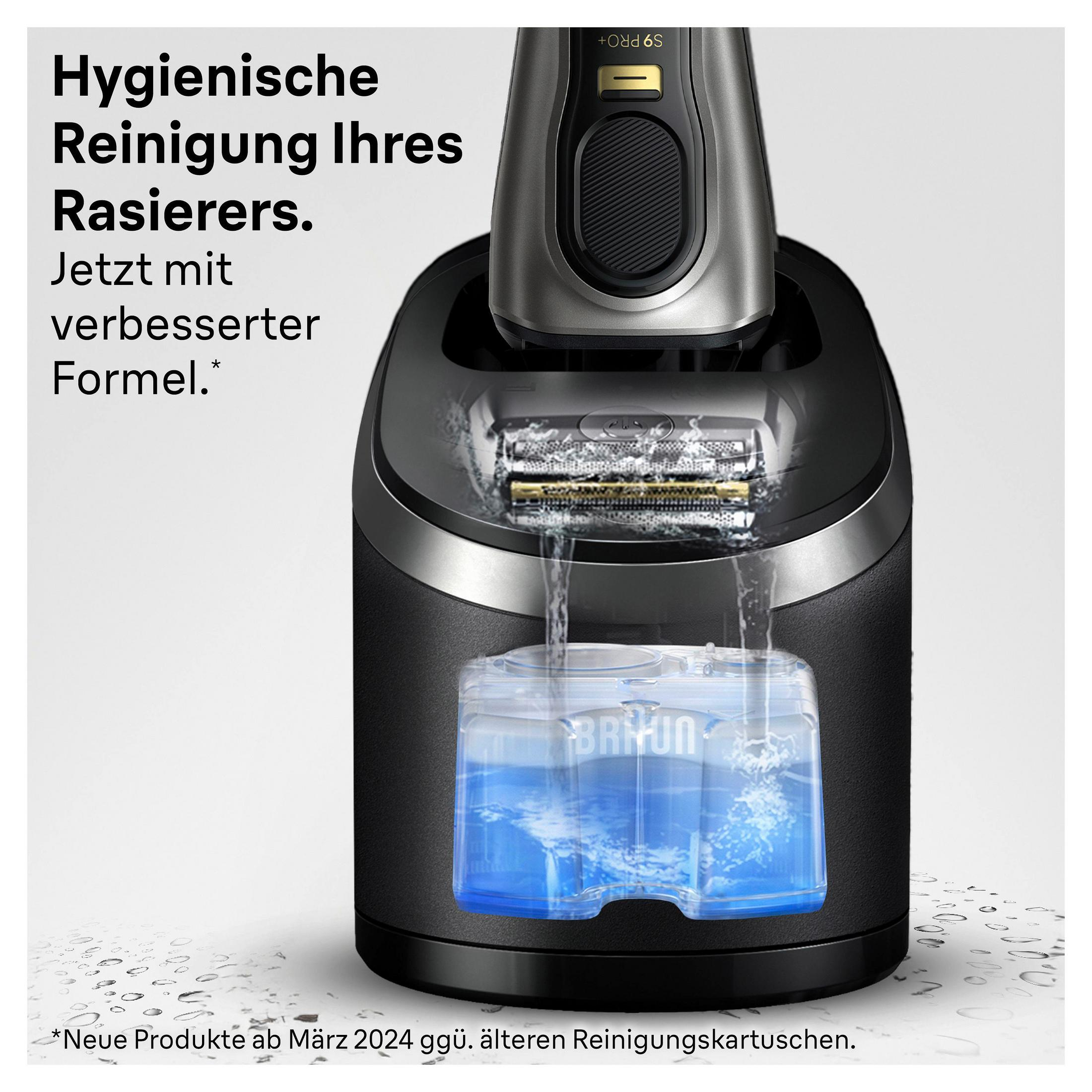 Elektrorasierer mit Reinigungsstation. Flüssigkeit fließt in den Behälter.