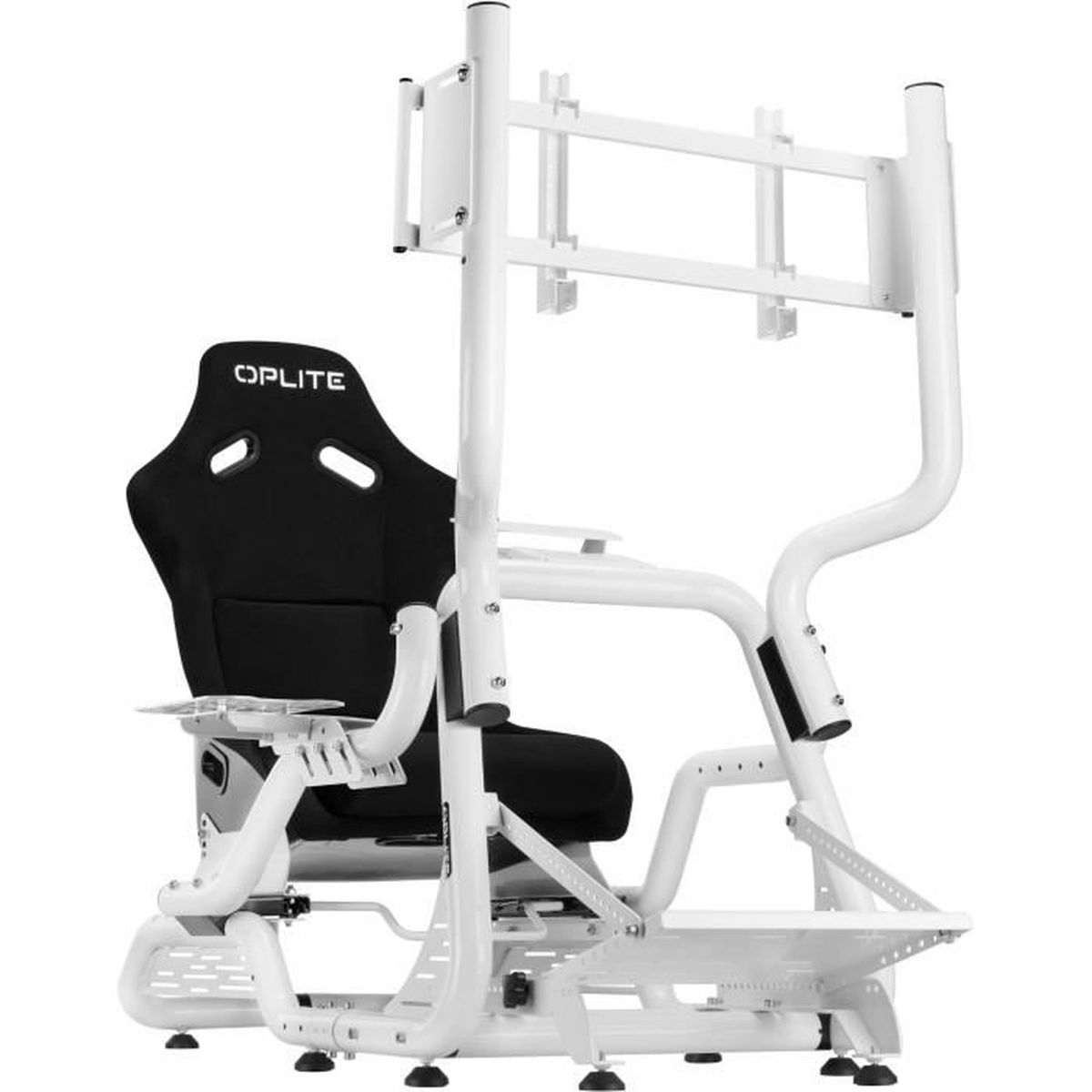 Ein weißer Rennsimulator-Stuhl mit schwarzem Sitz und Halterungen für Monitore.