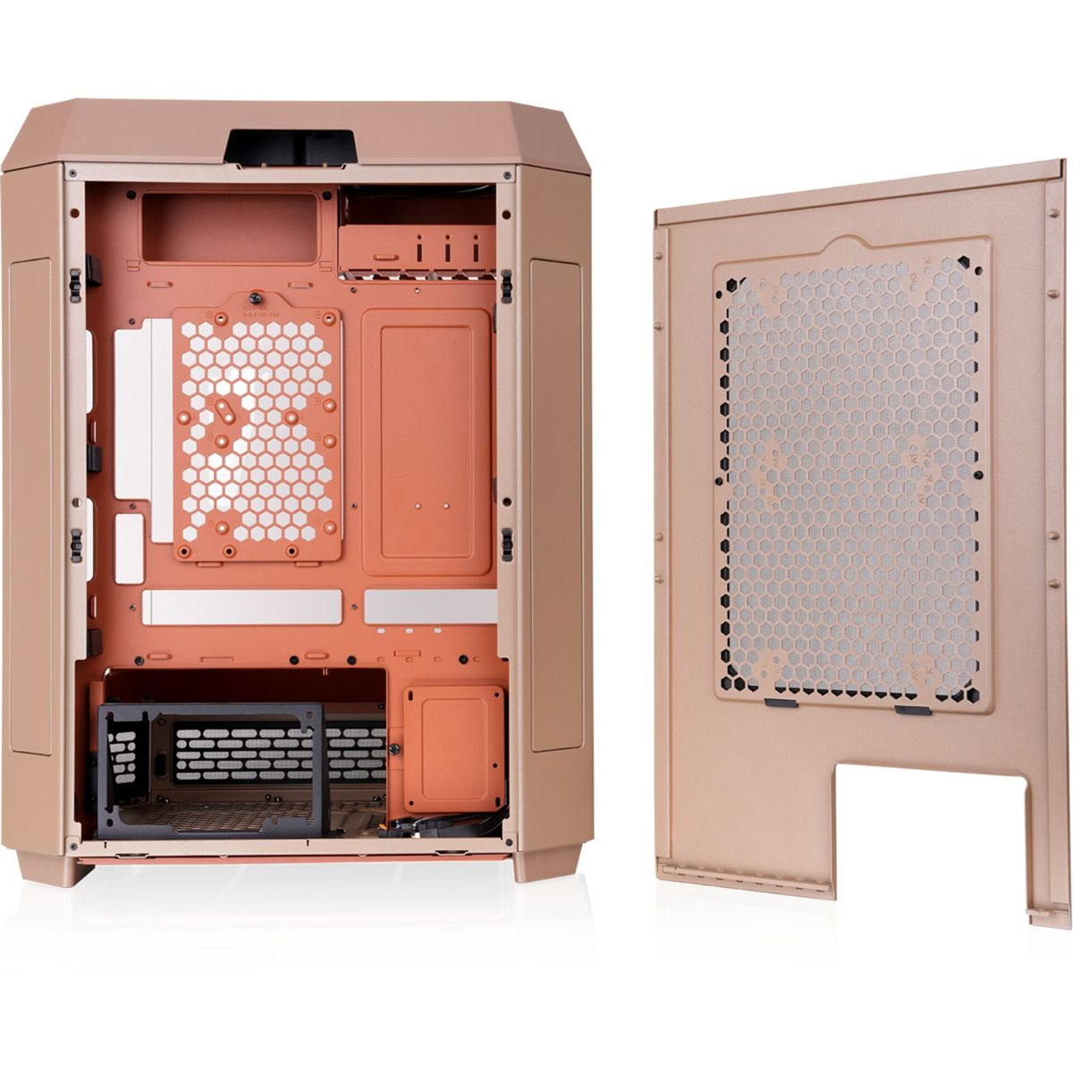 Un telaio di case per computer dorato con pannelli laterali aperti.