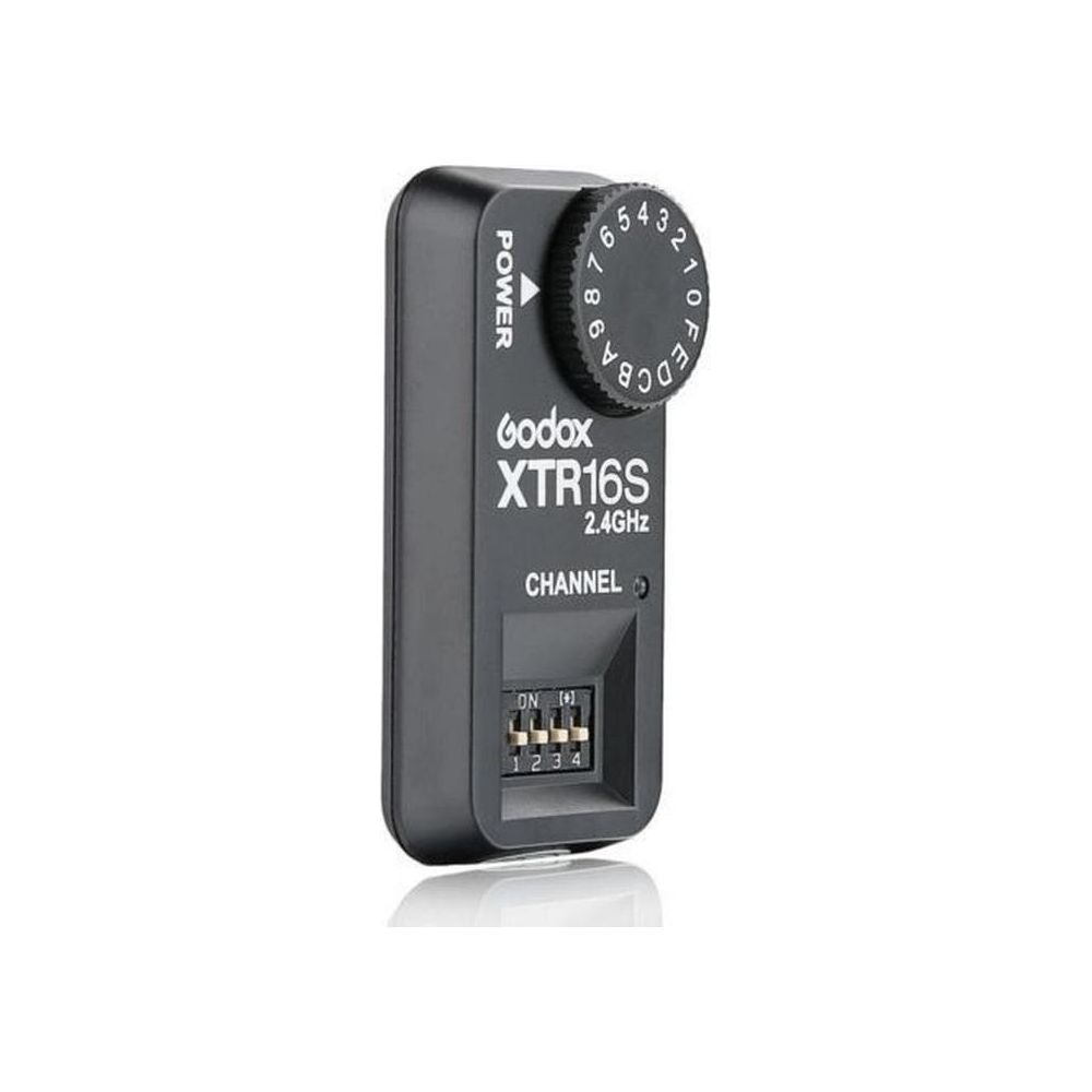 Récepteur sans fil Godox XTR16S noir avec cadran et interrupteurs.