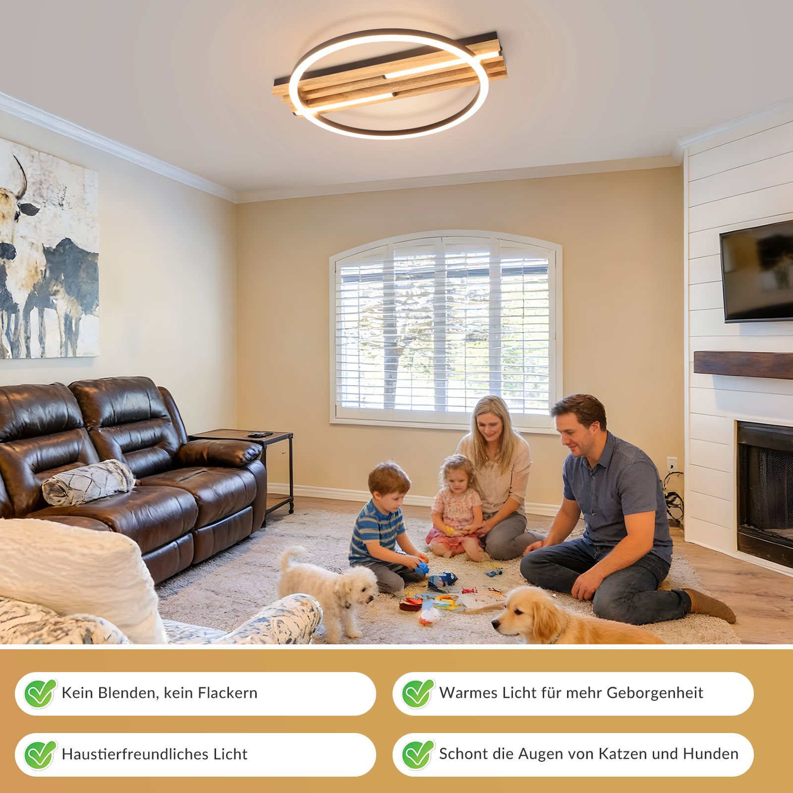 Famiglia con cani gioca in salotto sotto lampada da soffitto moderna.