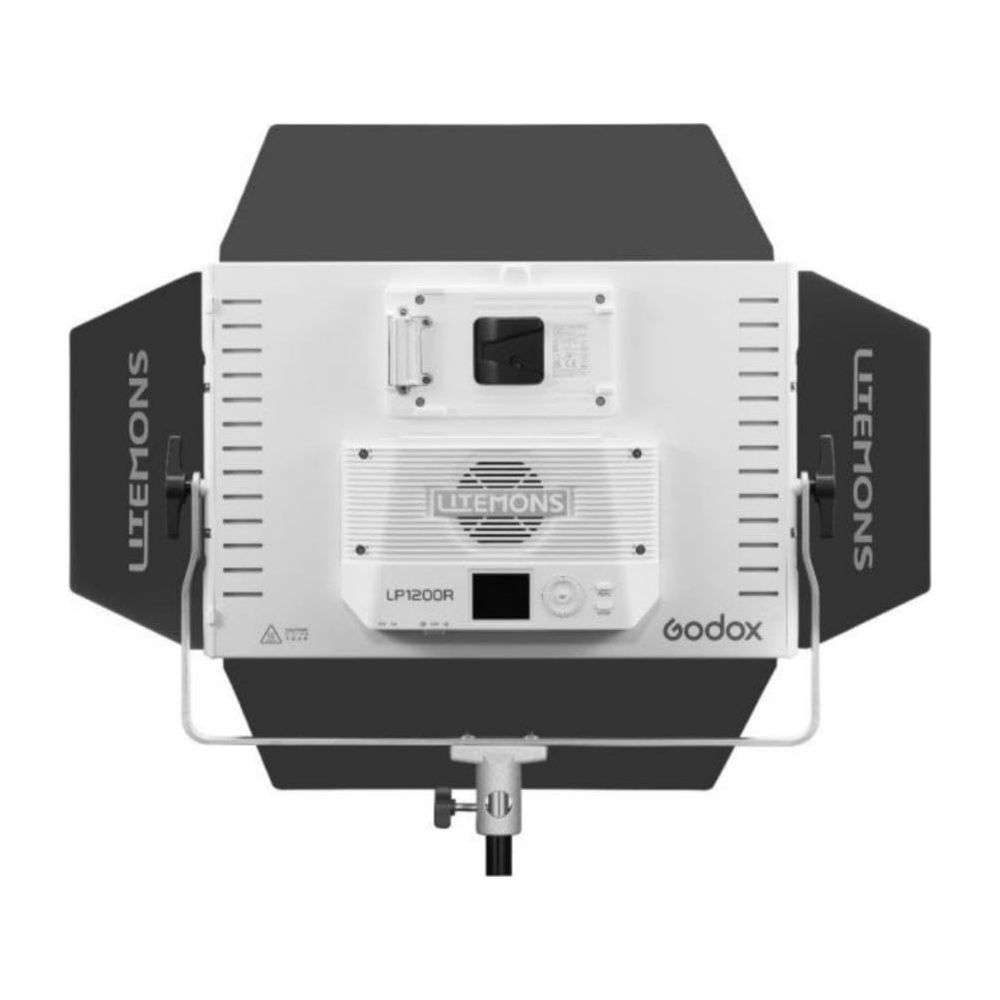 Un clairage de studio blanc avec rflecteur noir et logo Godox.