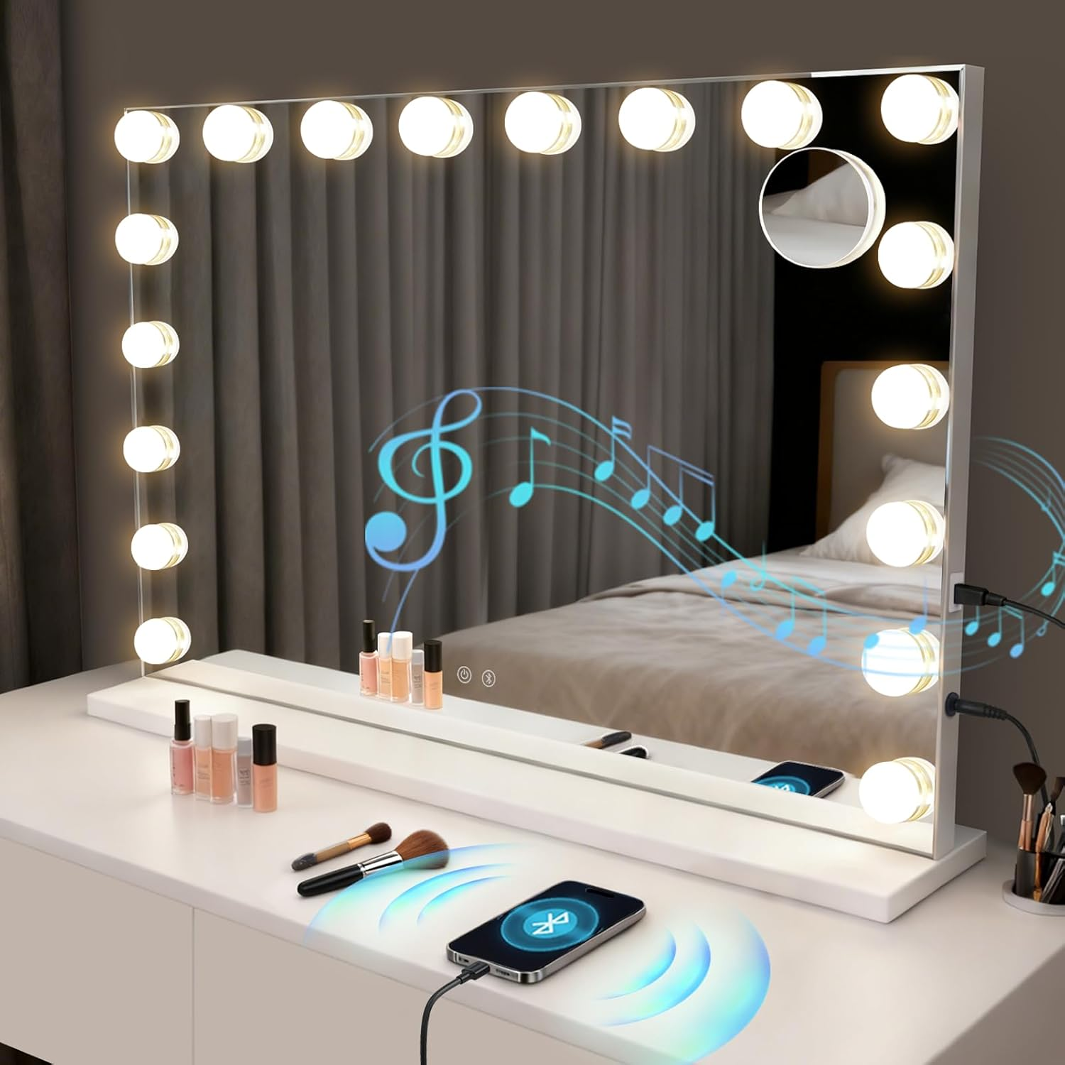 Un espejo de tocador iluminado con cosméticos y un smartphone cargándose.