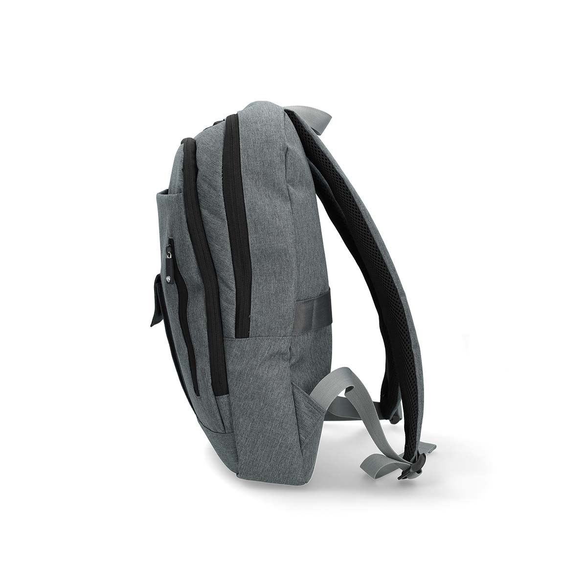 Grauer Rucksack mit schwarzen Reißverschlüssen und Schultergurten, von der Seite gesehen.