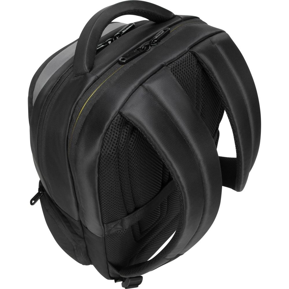 Mochila negra con correas acolchadas y espalda de malla.