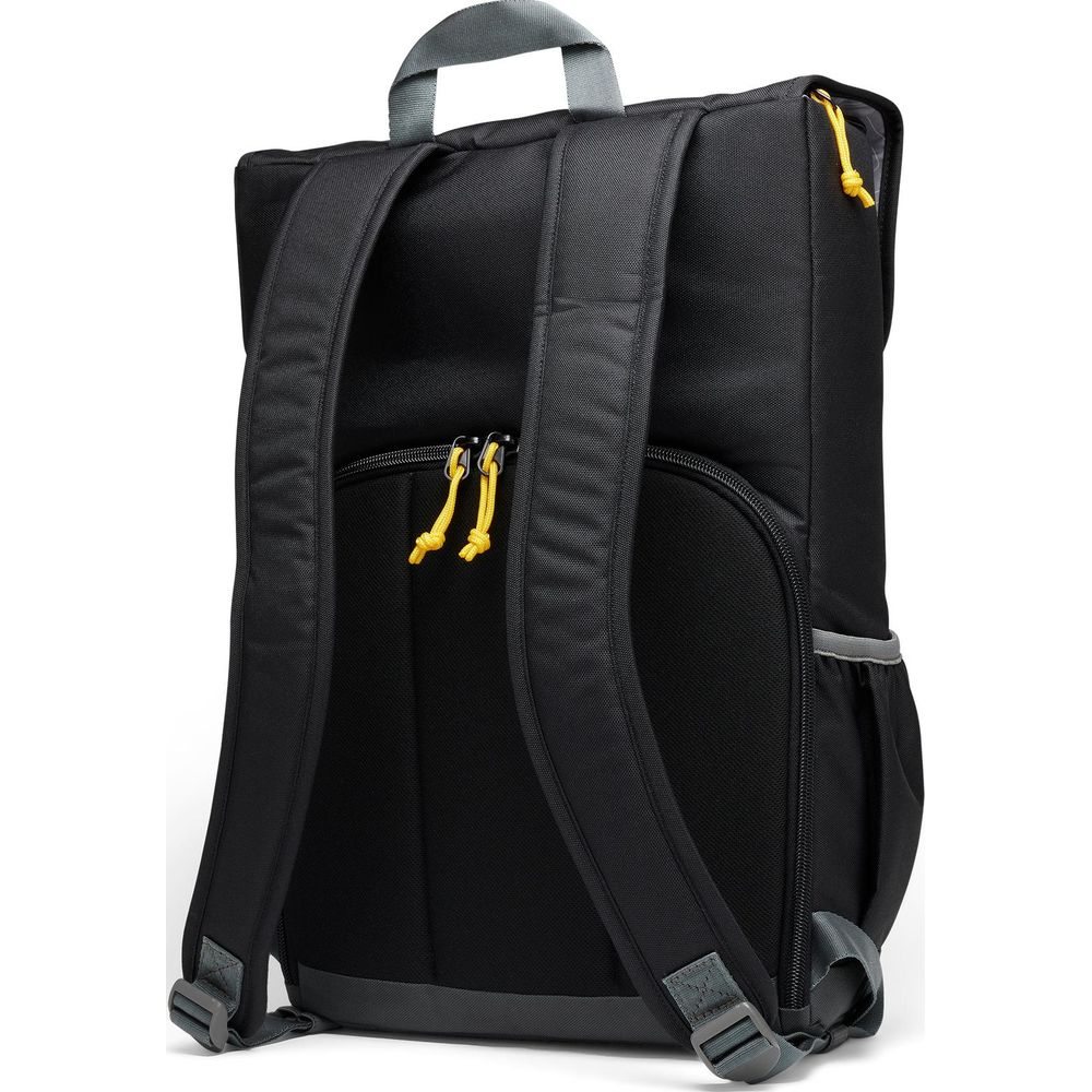 Un sac à dos noir avec des bretelles grises et des tirettes de fermeture éclair jaunes.