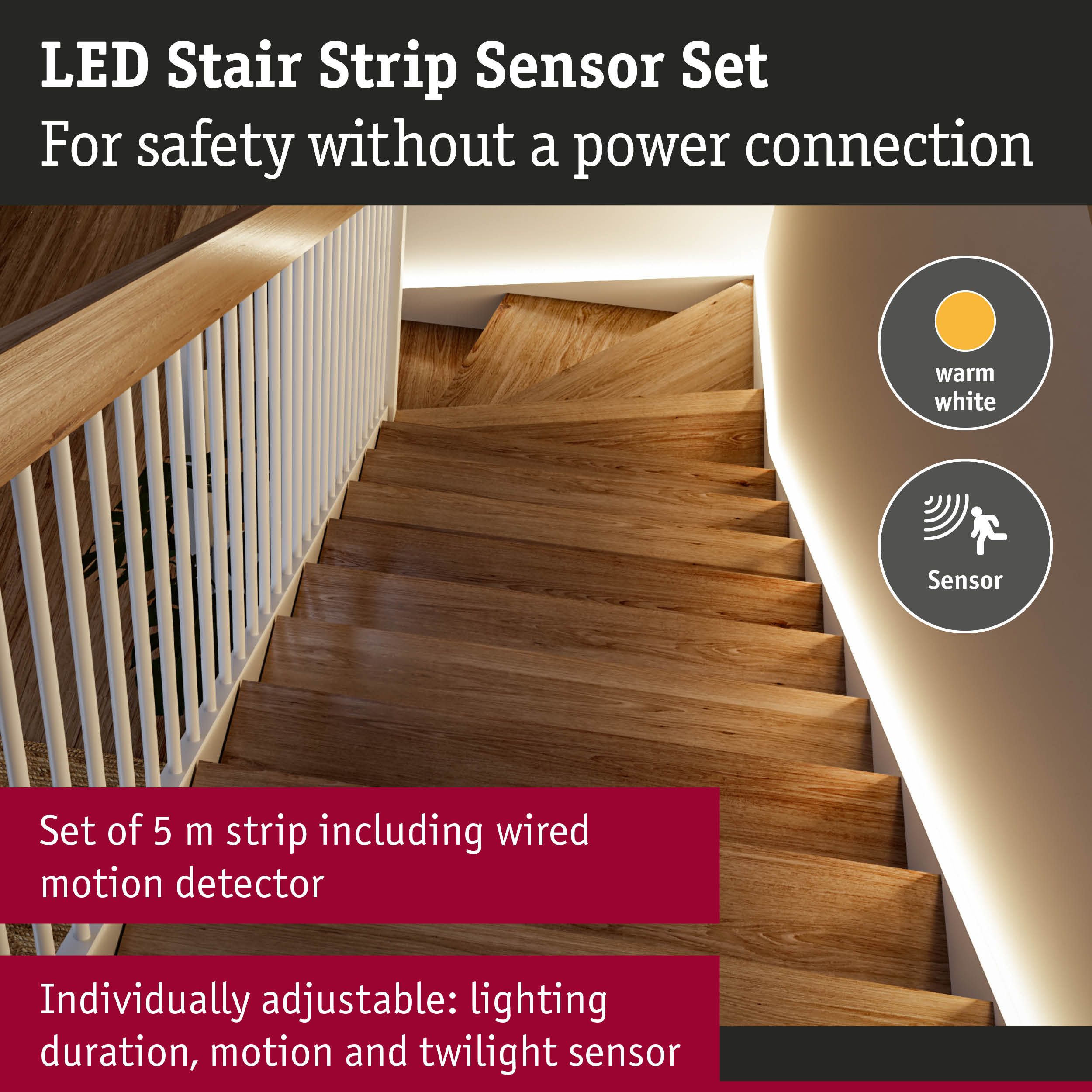 Moderne Holztreppe mit LED-Streifenbeleuchtung und Sensoren für warmweißes Licht.