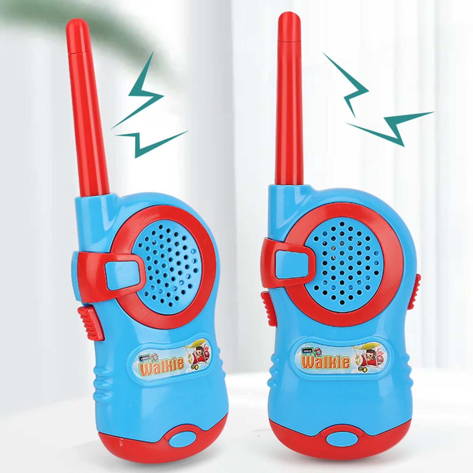Zwei blaue und rote Spielzeug-Walkie-Talkies mit Antennen und Lautsprechern.