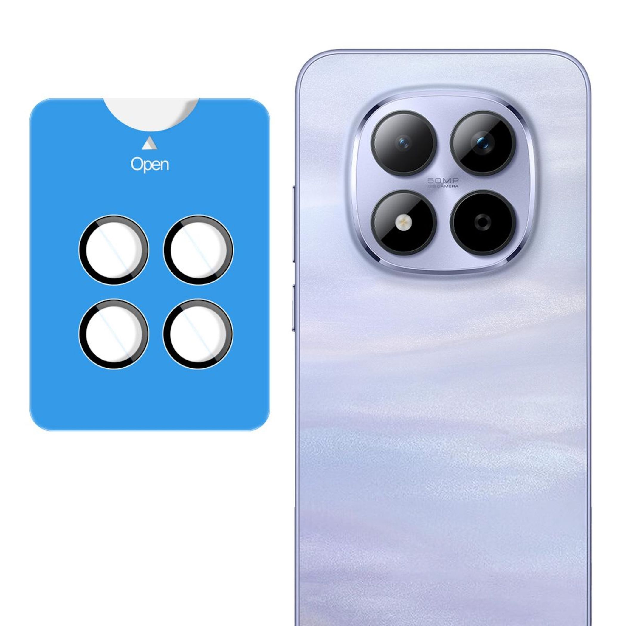 Adesivo blu con quattro cerchi accanto a uno smartphone con quattro fotocamere.