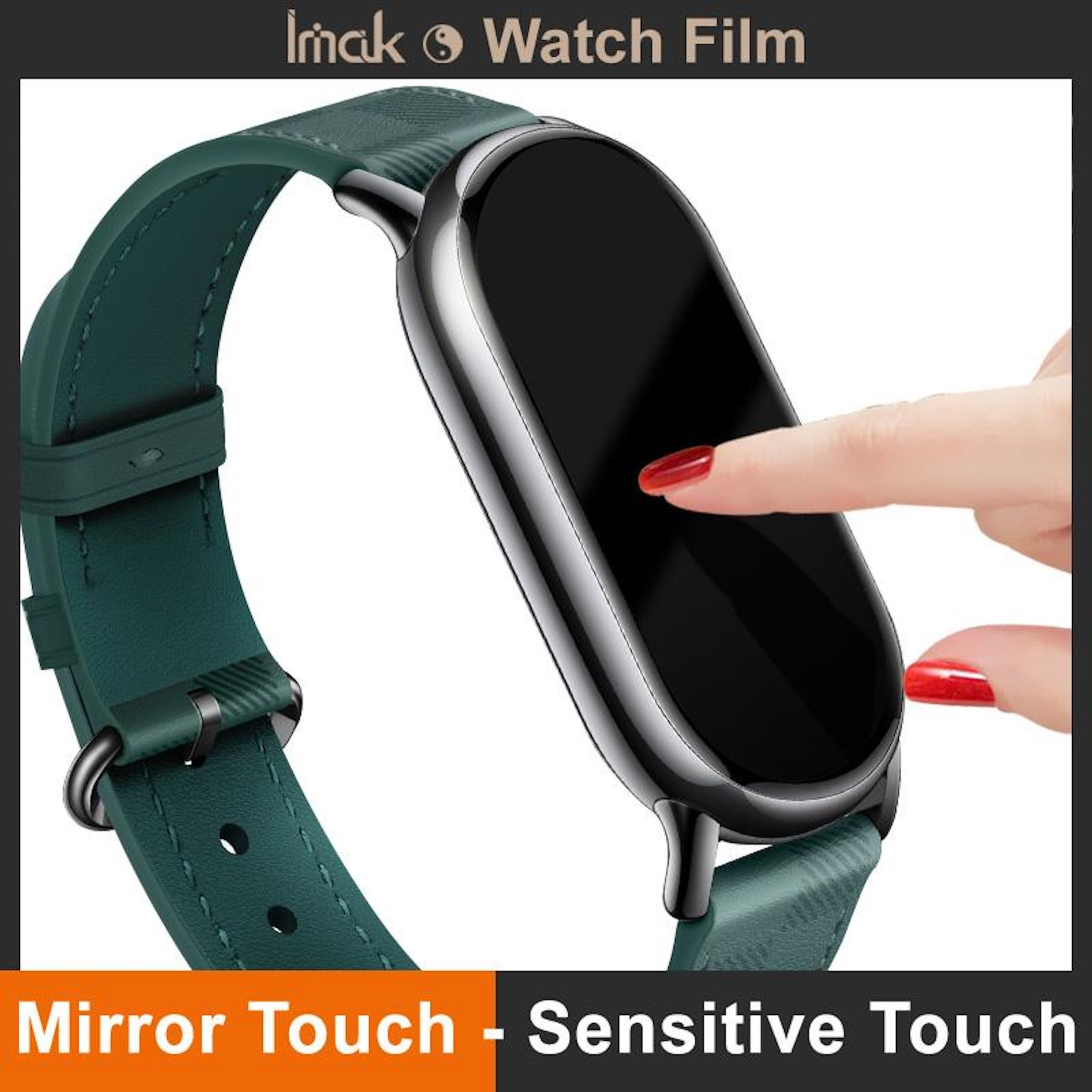 Un dito con smalto rosso tocca lo schermo di uno smartwatch nero con cinturino verde.