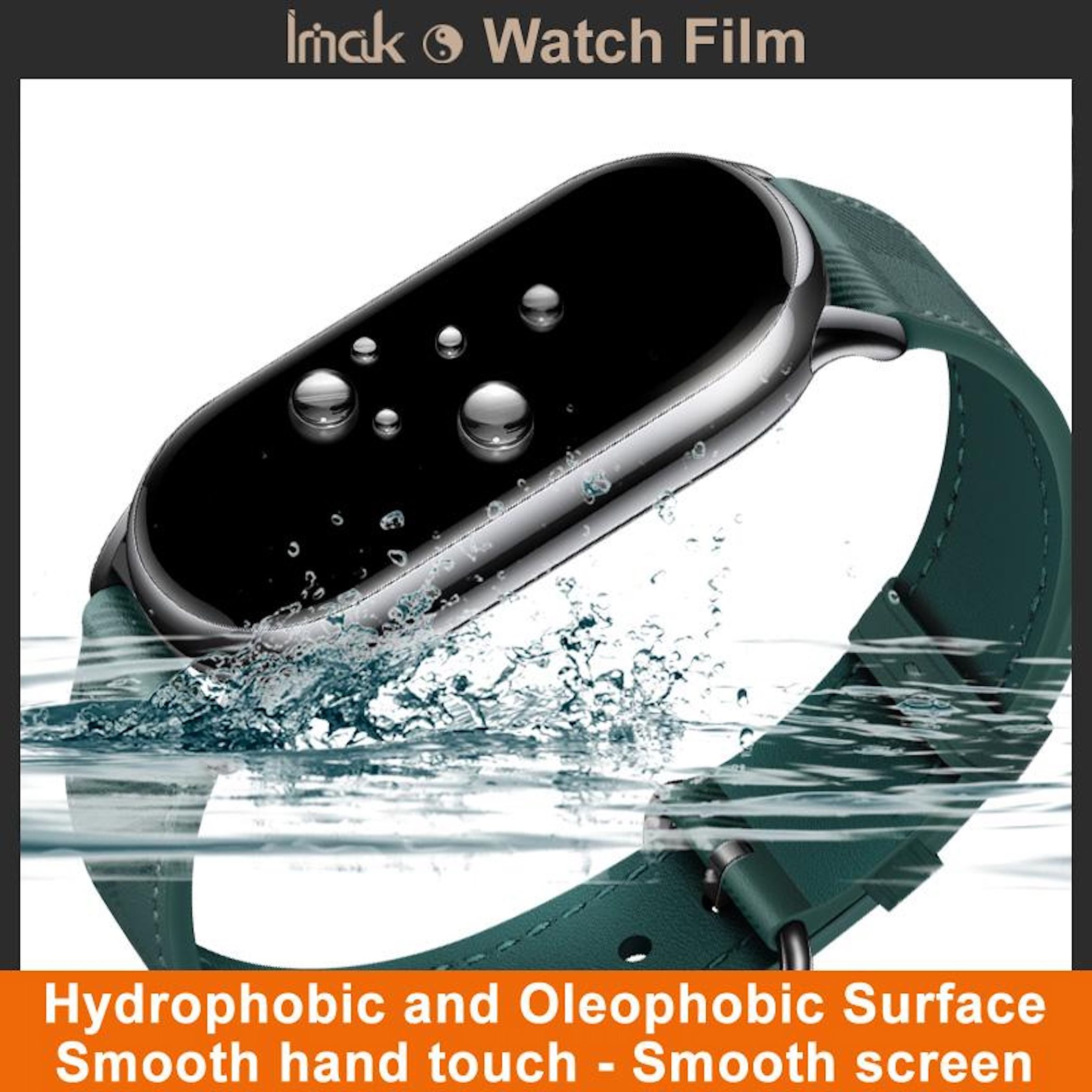 Uno smartwatch con cinturino verde è parzialmente immerso nell'acqua. Schizzi d'acqua lo circondano.