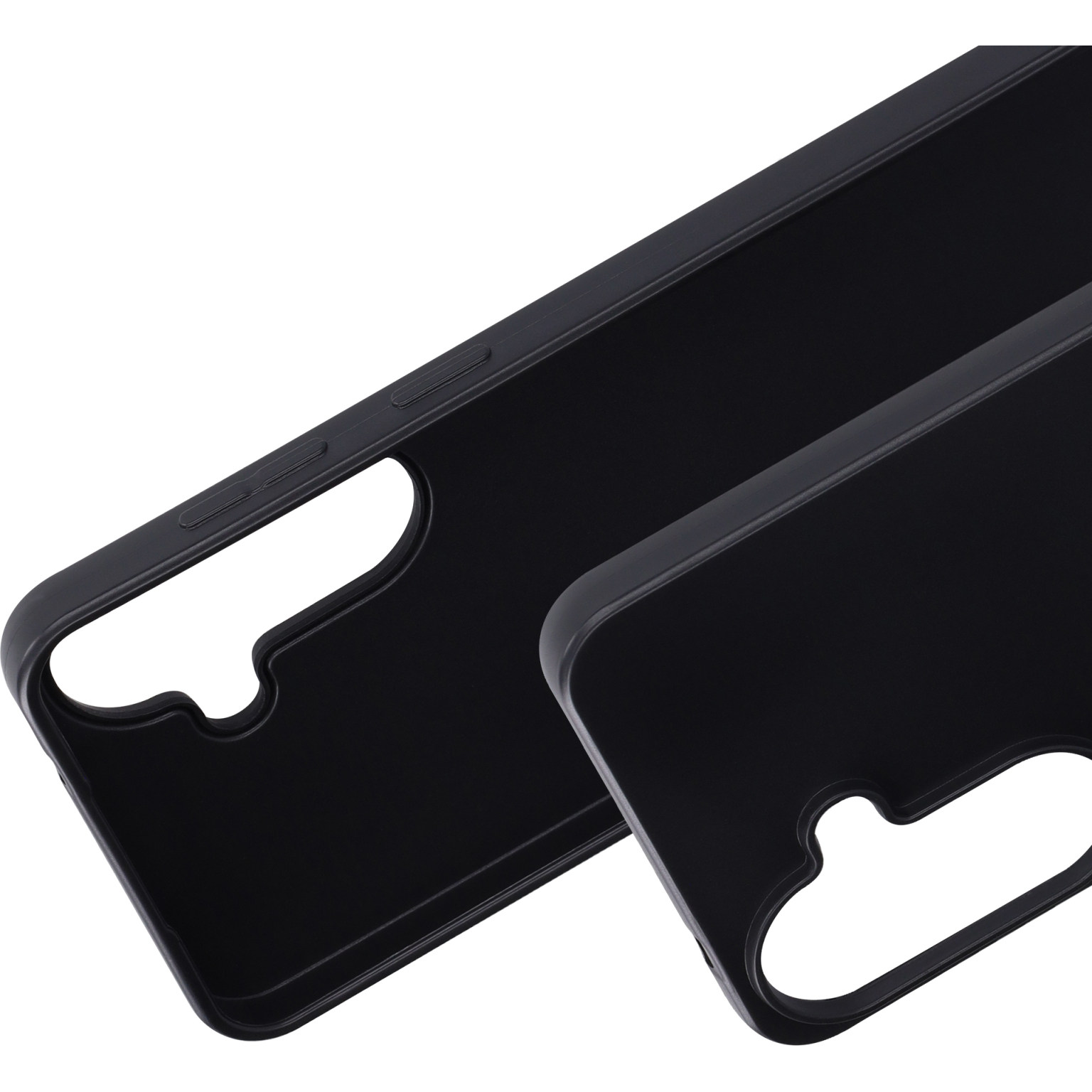 Twee zwarte telefoonhoesjes liggen op elkaar met uitsparingen.