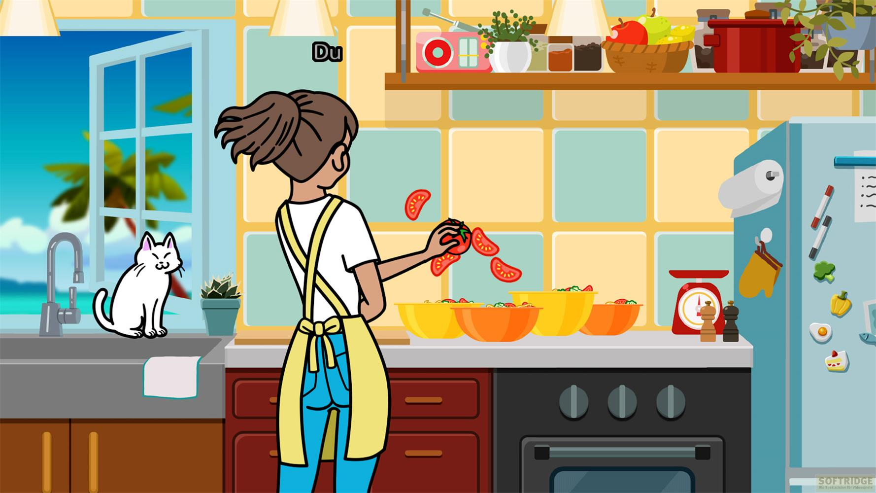Una mujer en una cocina prepara ensalada. Un gato blanco se sienta junto a la ventana.