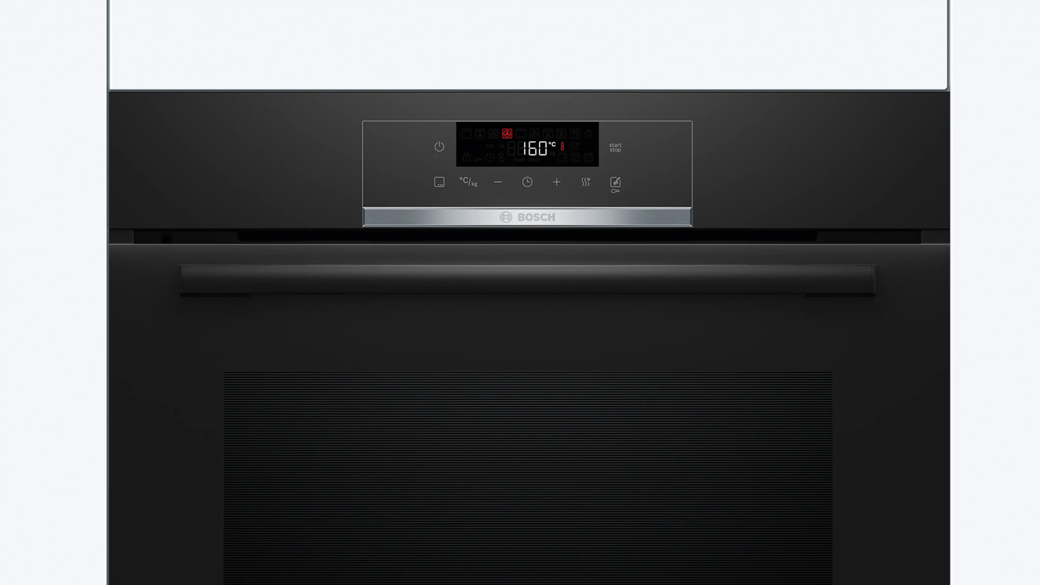 Un forno Bosch nero con pannello di controllo digitale e una maniglia.