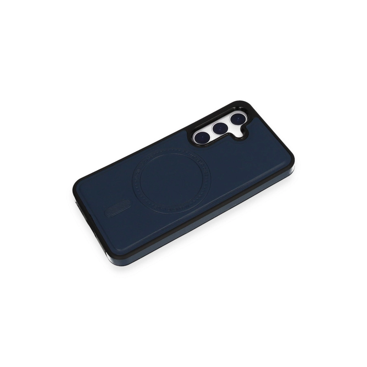 Üç kamera lensli ve manyetik halkalı koyu mavi telefon kılıfı, beyaz arka planda.