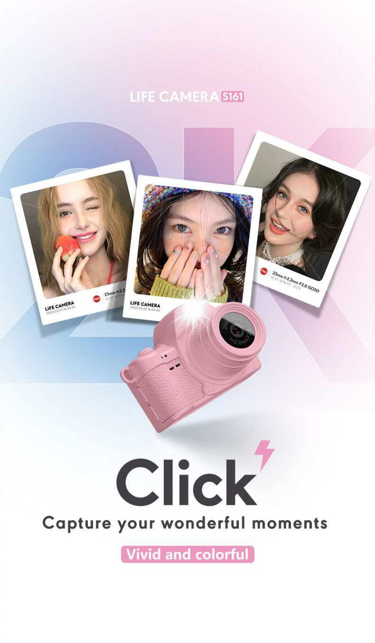 Eine rosa Digitalkamera mit drei Fotos von jungen Frauen, die lächeln.