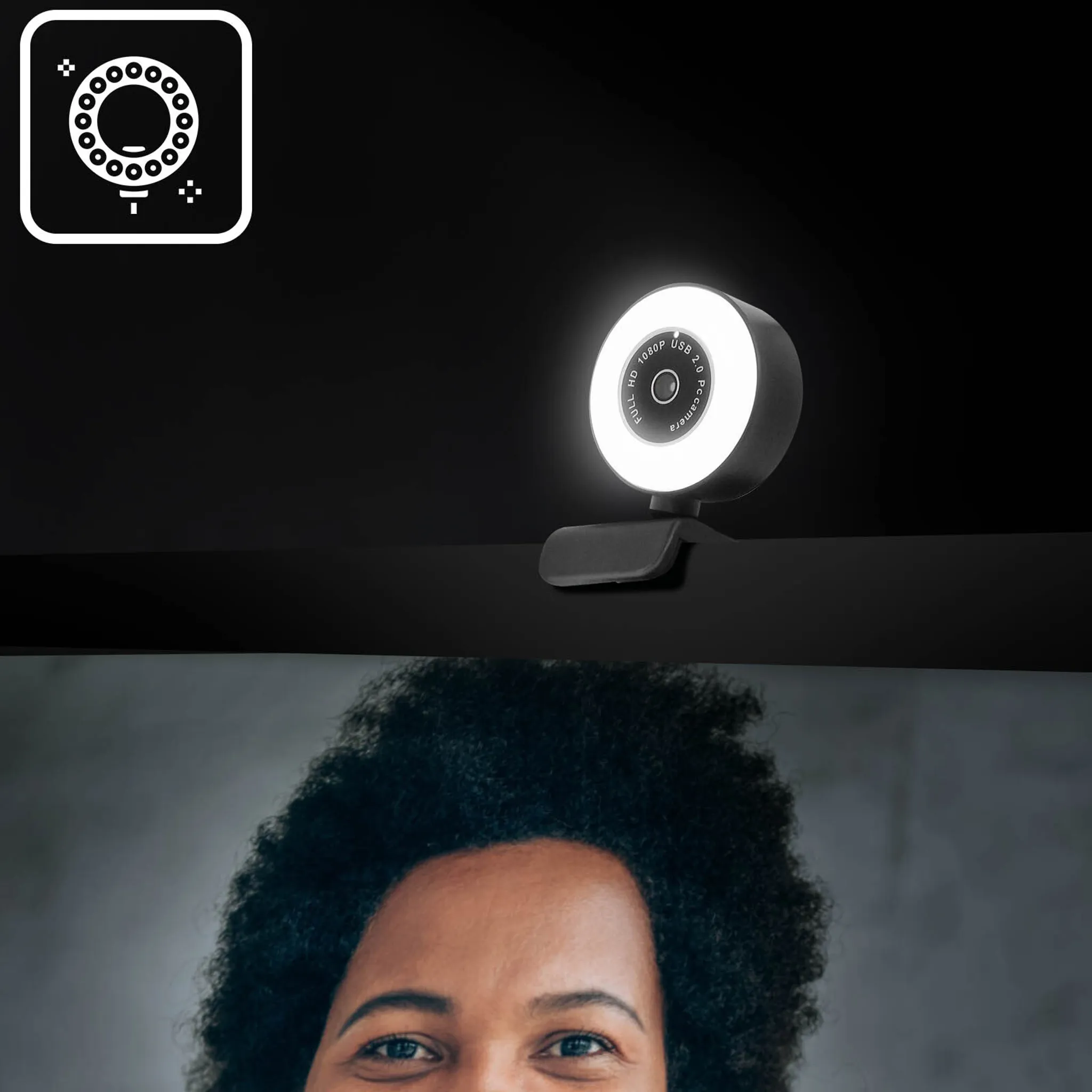 Webcam mit Ringlicht vor schwarzem Hintergrund, Frau im Vordergrund.
