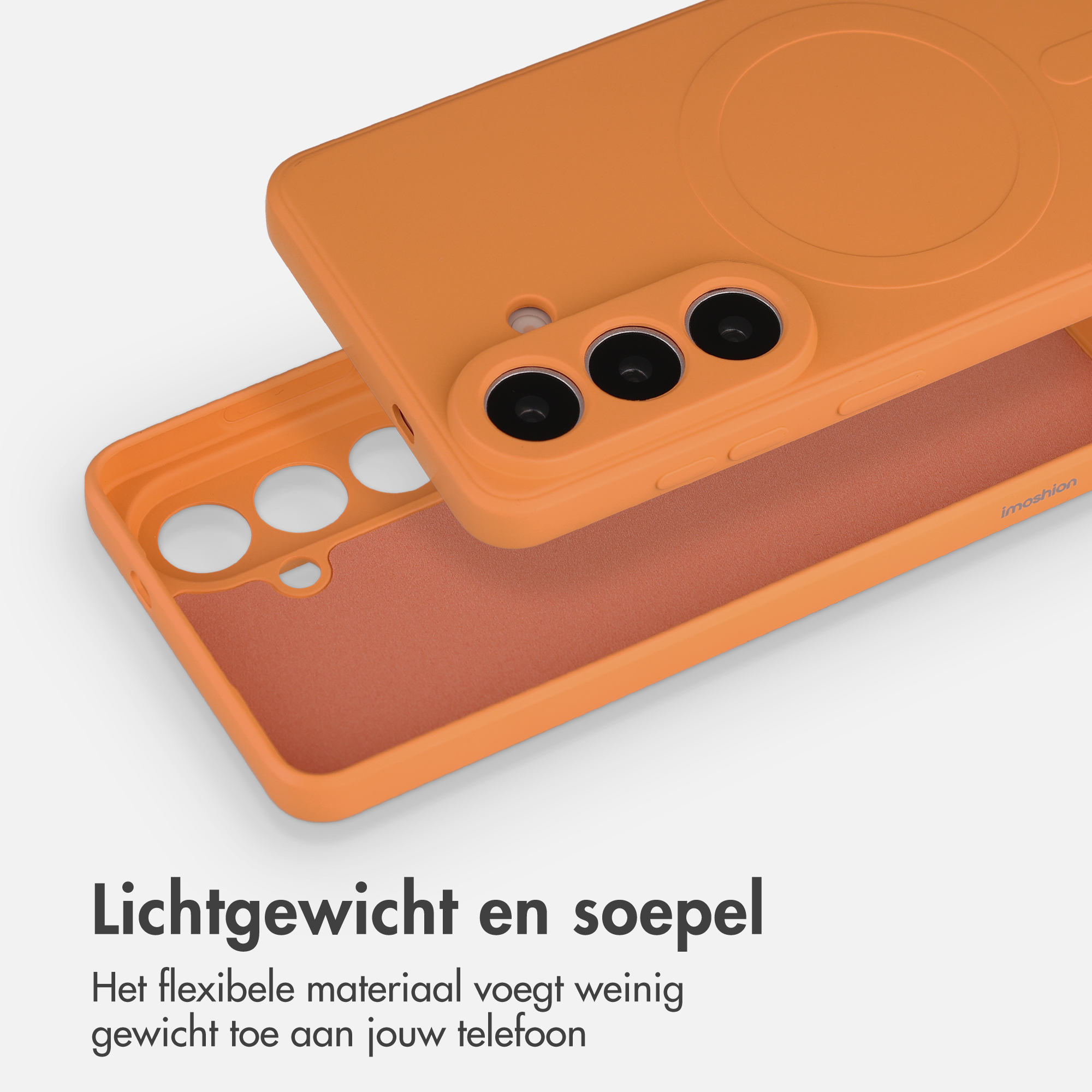 Coque de téléphone orange avec découpe caméra et cercle magnétique.