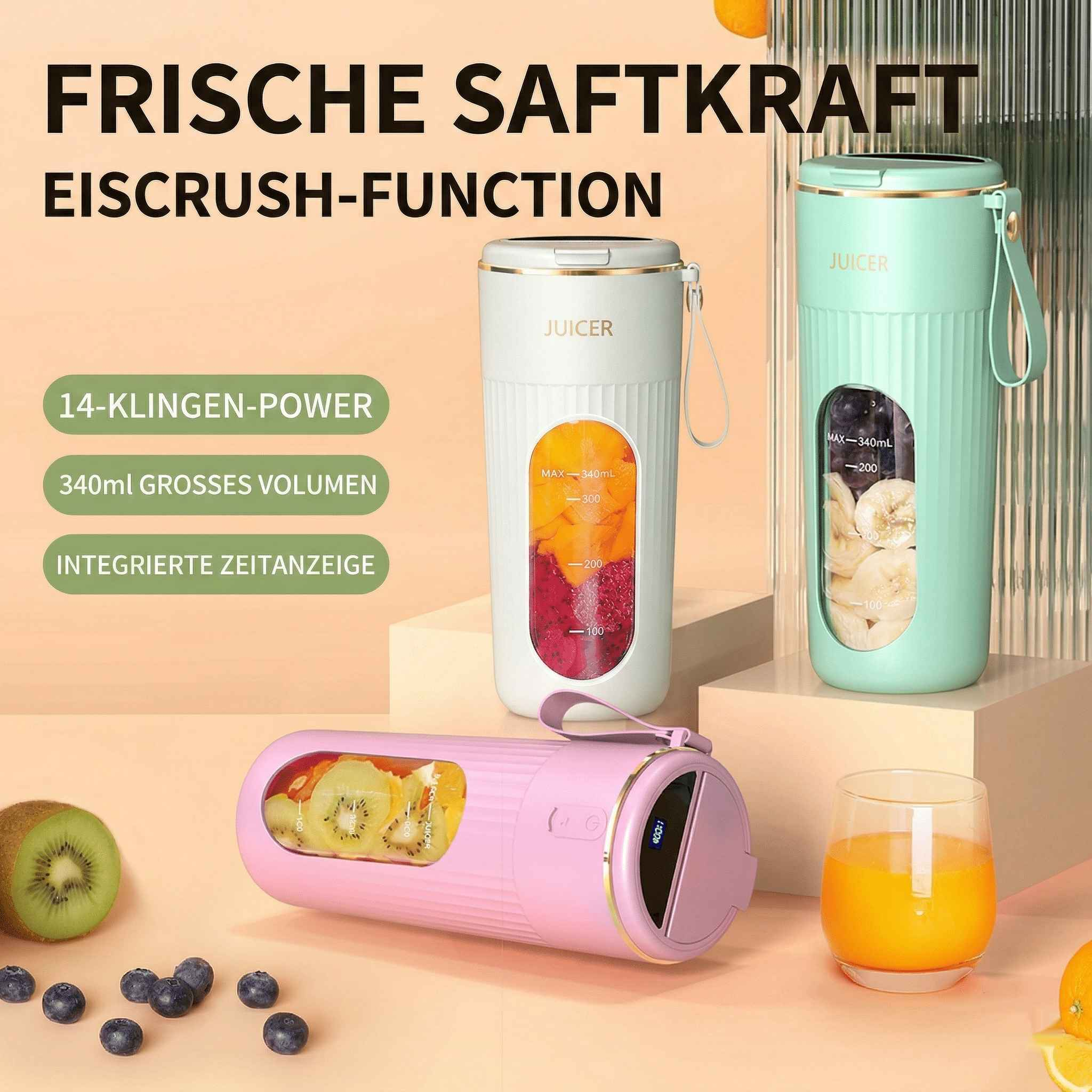 Drei tragbare Mixer in Pink, Weiß und Mintgrün mit Früchten und Saft.