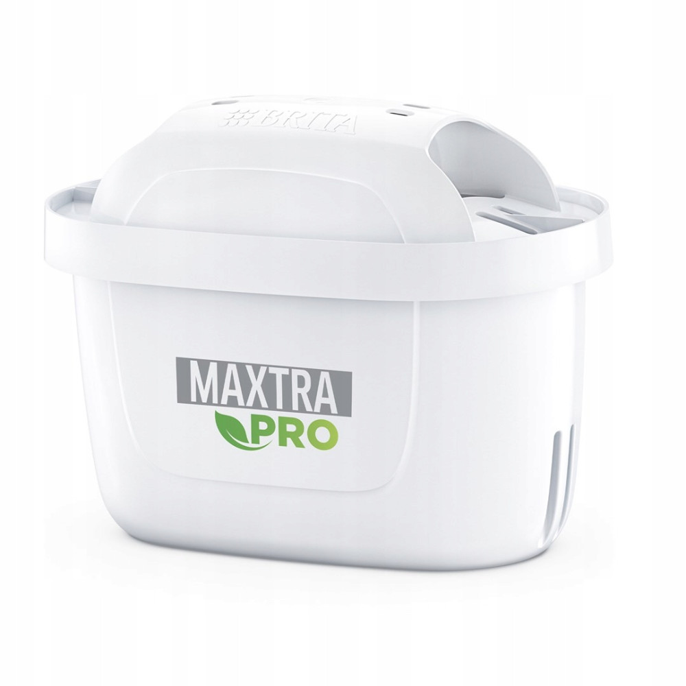 Ein weißer Brita MAXTRA PRO Wasserfilter mit Schriftzug auf weißem Hintergrund.
