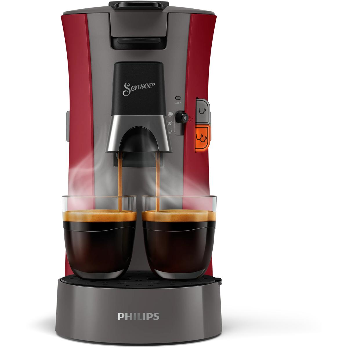 Eine rote und graue Senseo-Kaffeemaschine brüht zwei Tassen Kaffee.