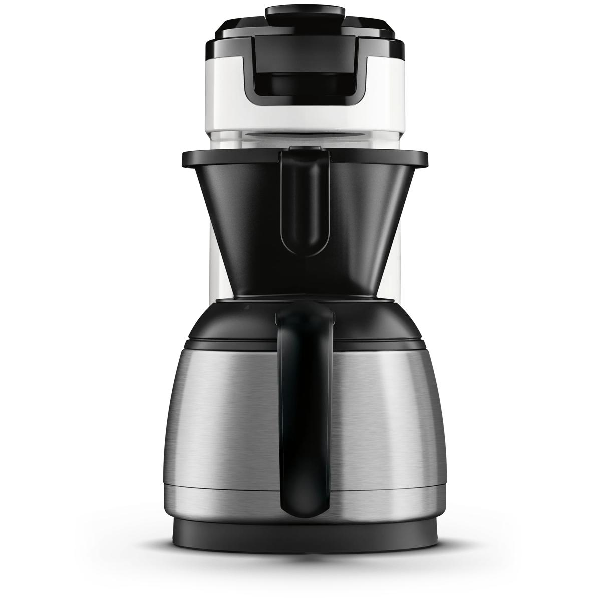 Ein silberner und schwarzer Kaffeeautomat mit weißem Oberteil, isoliert auf weißem Hintergrund.