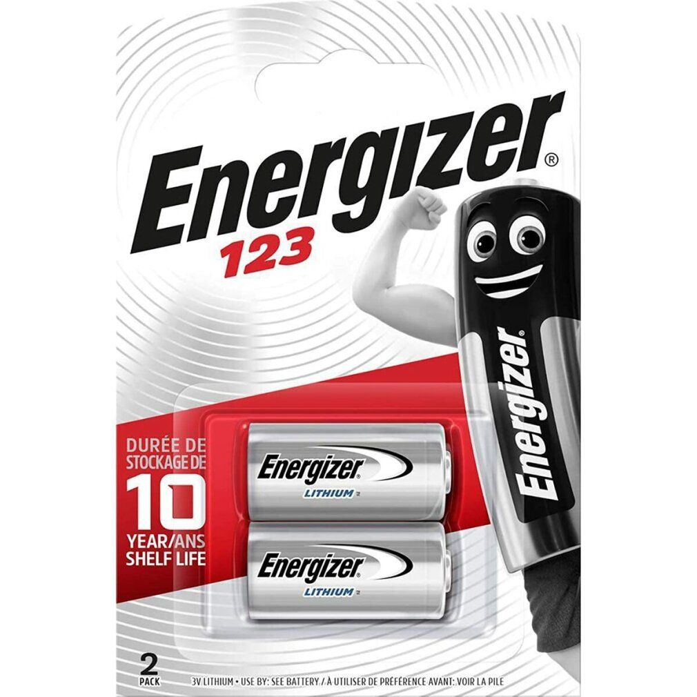 Zwei Energizer 123 Lithium-Batterien in Verpackung mit Comic-Batterie-Figur.