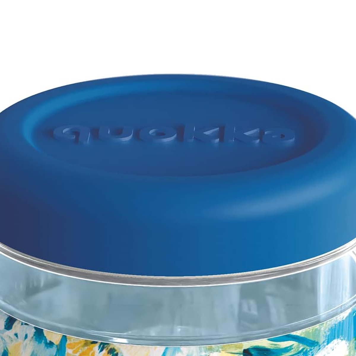Coperchio blu con testo 'quoki' su un barattolo con motivo colorato.