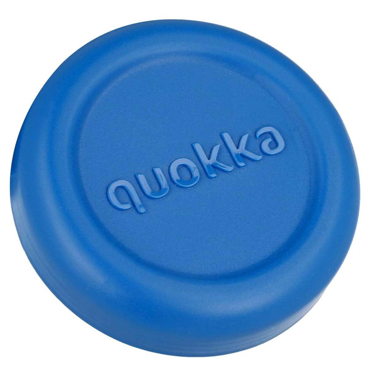 Un coperchio blu con la scritta "quokka" in rilievo.