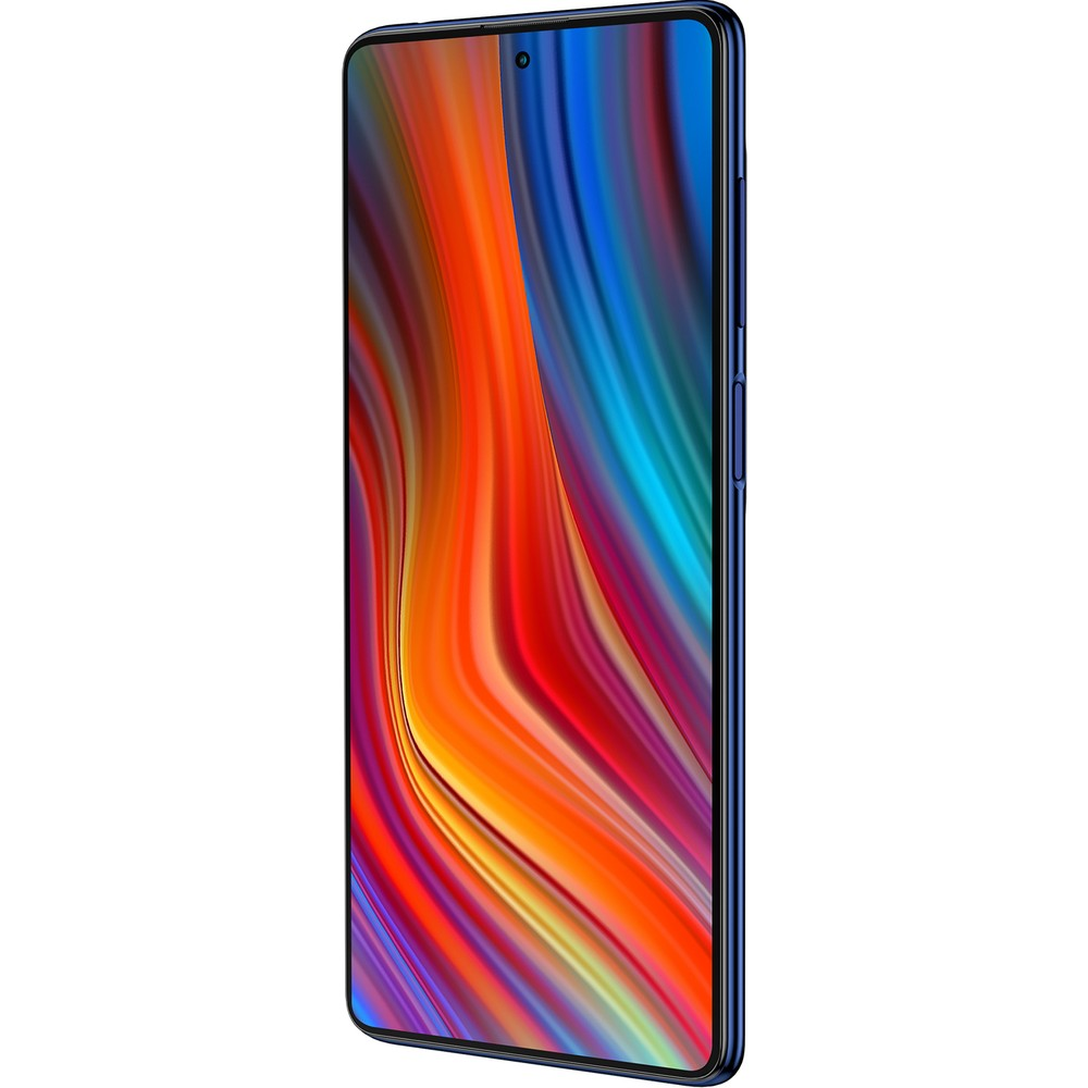 Renkli, akıcı soyut duvar kağıdı gösteren mavi bir akıllı telefon.