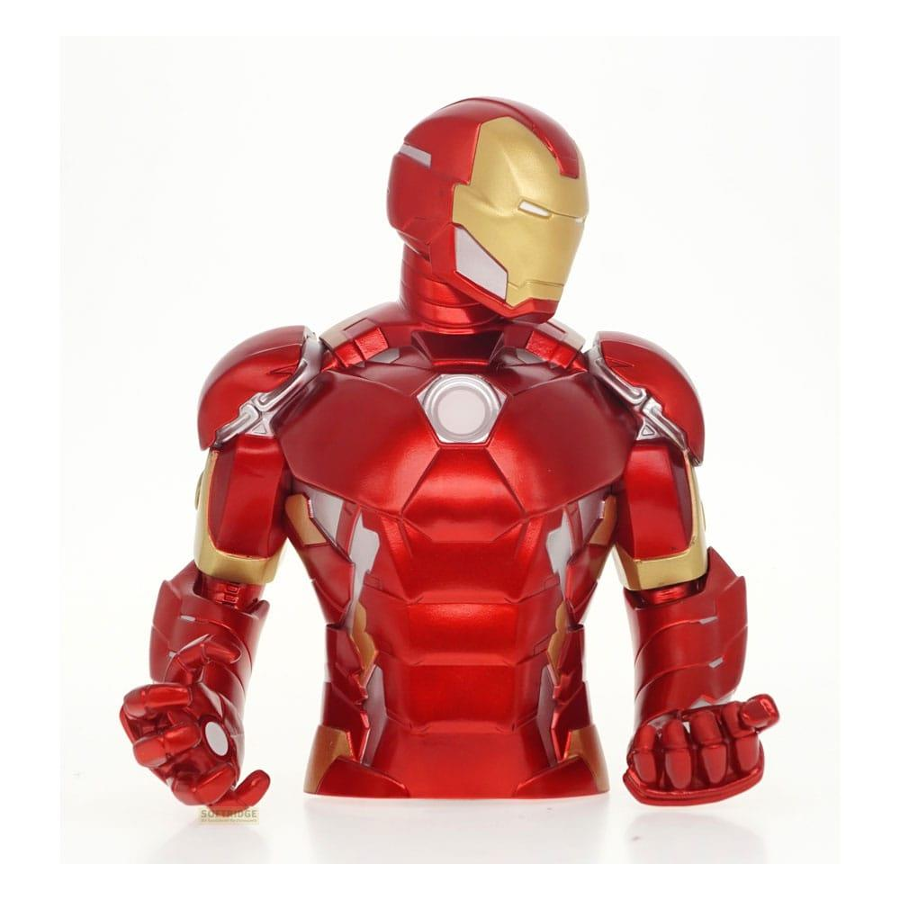 Figur des roten Iron Man mit goldenem Helm und Brustpanzer.