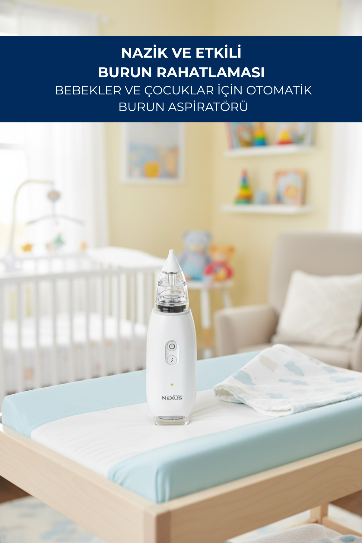 Beyaz burun aspiratörü, çocuk odasındaki bir beşiğin yanında mama değiştirme minderinde.
