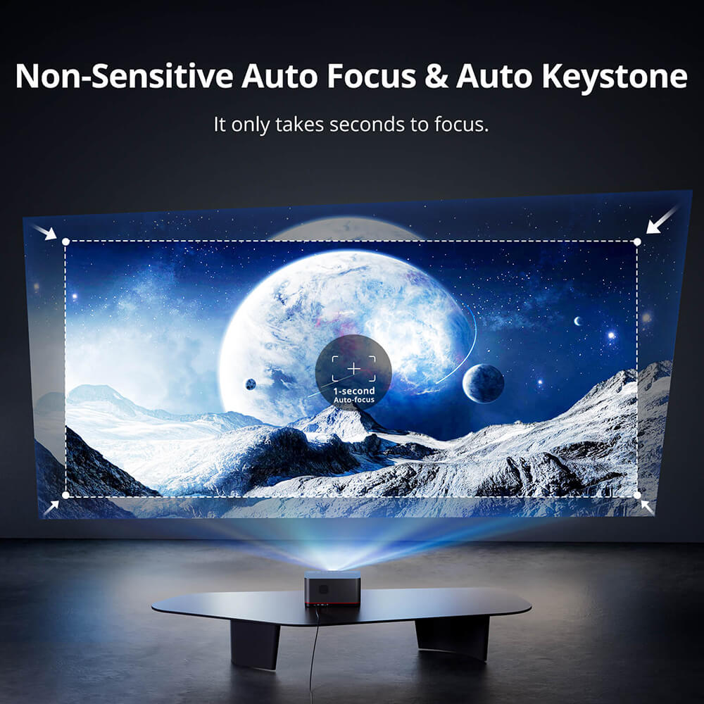 Ein Projektor projiziert eine Weltraumszene mit Planeten und Sternen auf eine Leinwand.